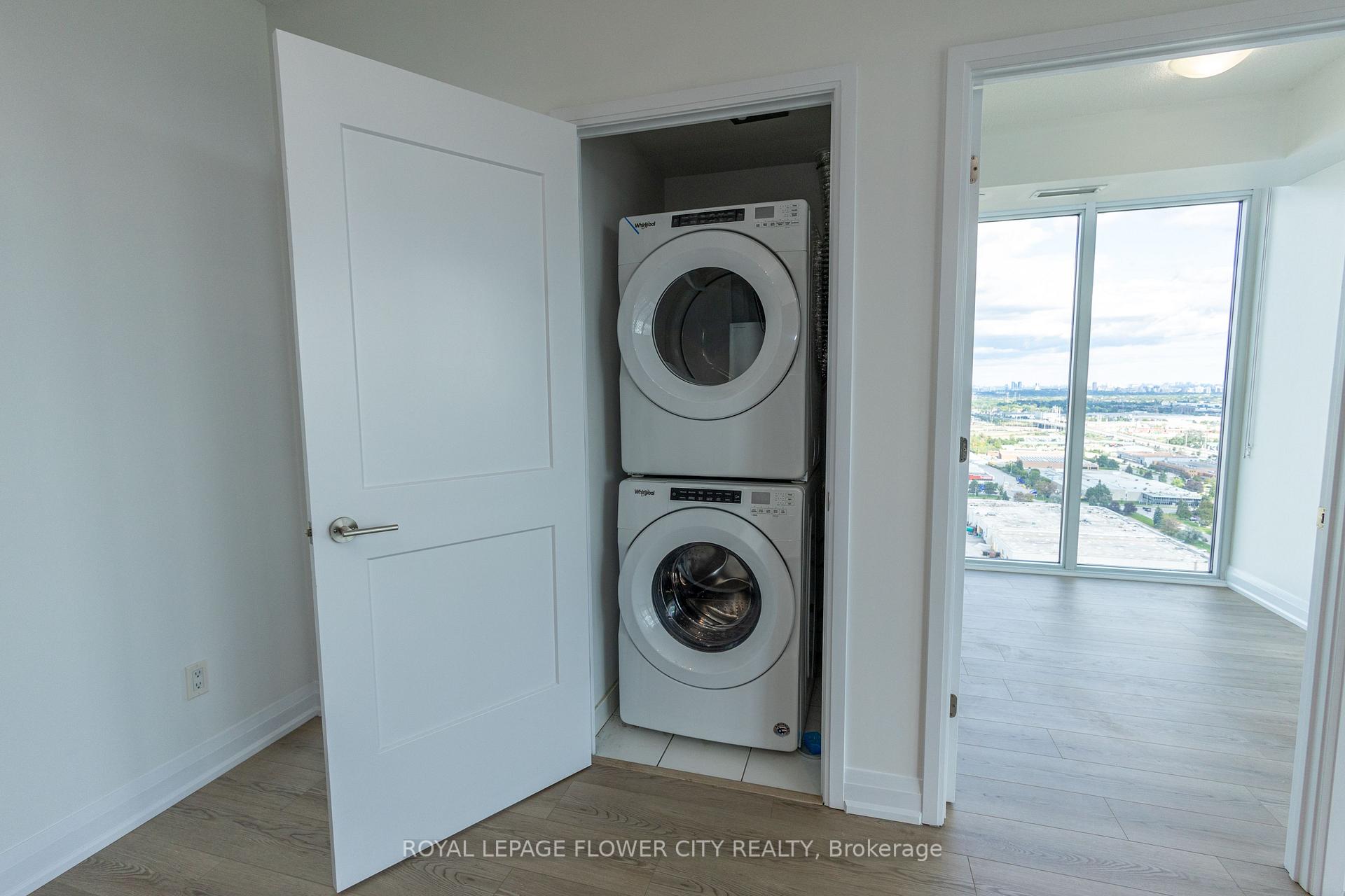 Photo 33 of Unit 3104, 7895 Jane Street, Vaughan, Vaughan Corporate Centre — HOMEH