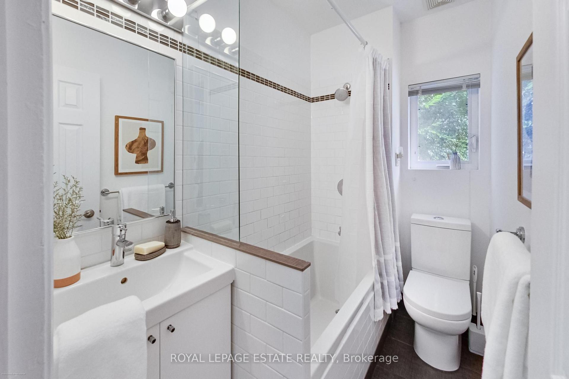 Photo 15 of 151 Drayton Avenue, Toronto, Woodbine Corridor — HOMEH