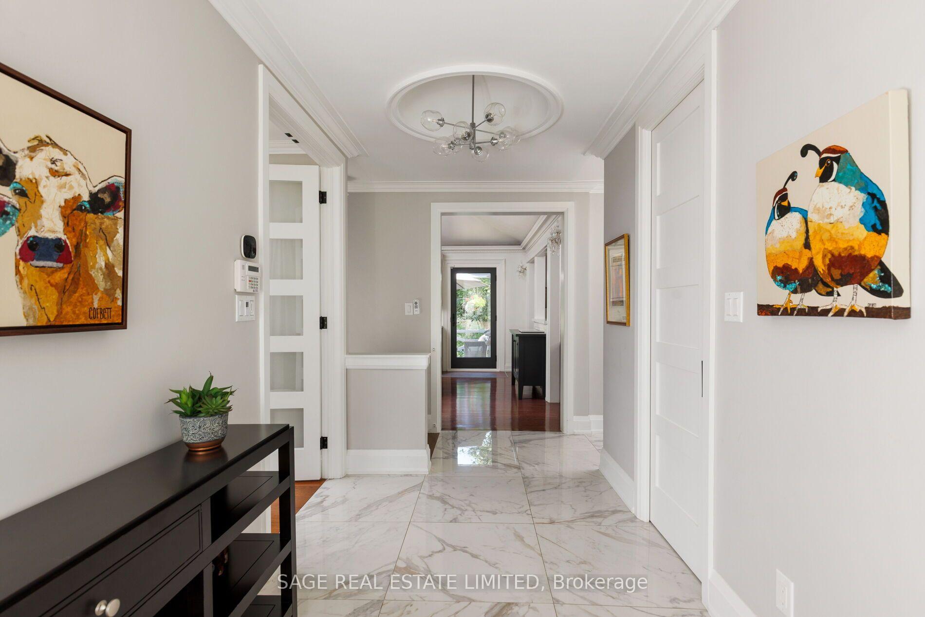 Photo 4 of 5 Blair Athol Crescent, Etobicoke, Princess-Rosethorn — HOMEH