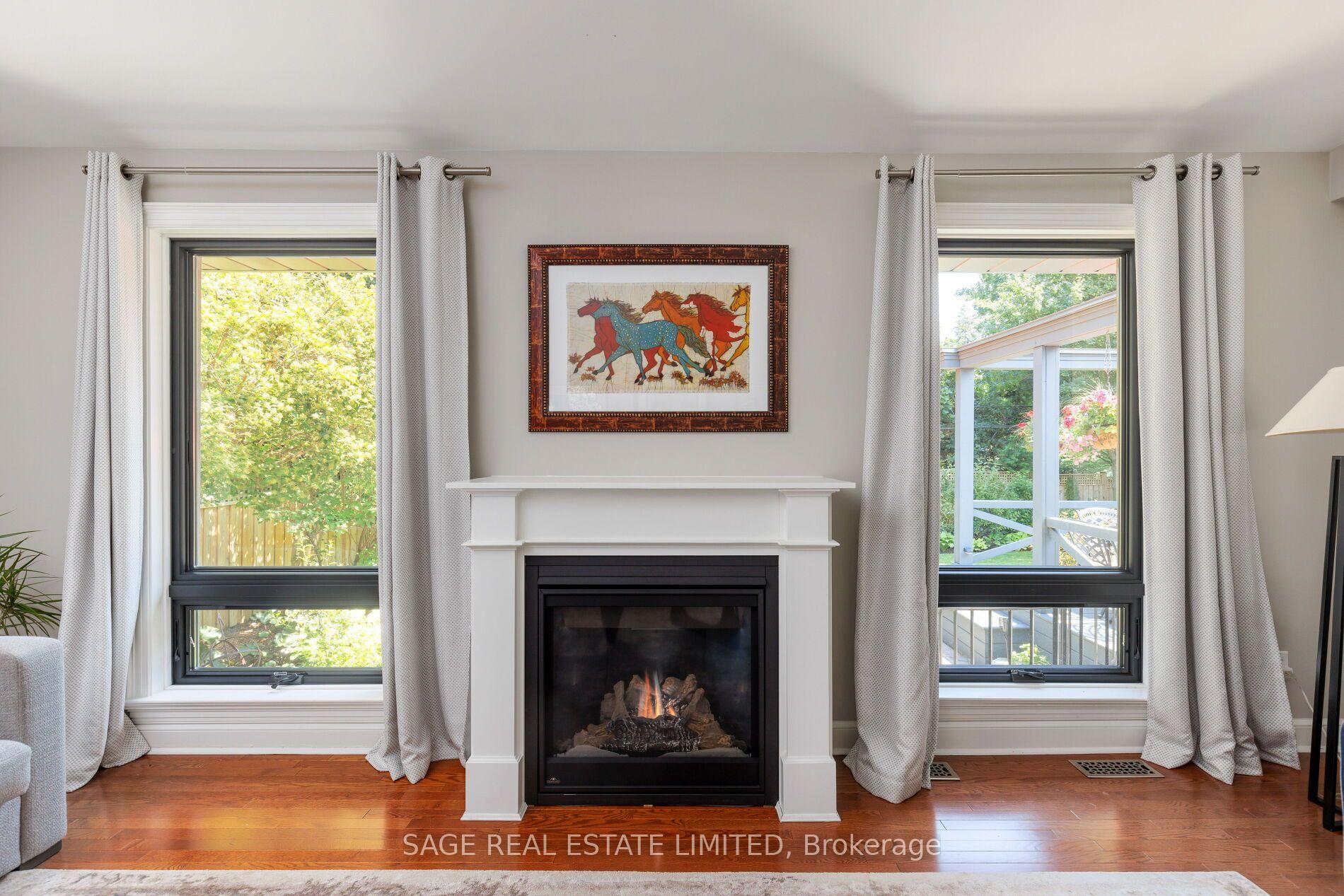 Photo 10 of 5 Blair Athol Crescent, Etobicoke, Princess-Rosethorn — HOMEH
