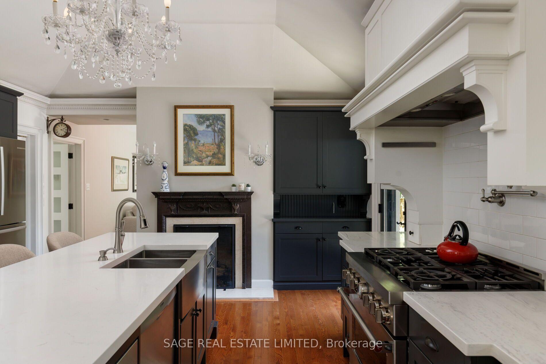 Photo 15 of 5 Blair Athol Crescent, Etobicoke, Princess-Rosethorn — HOMEH
