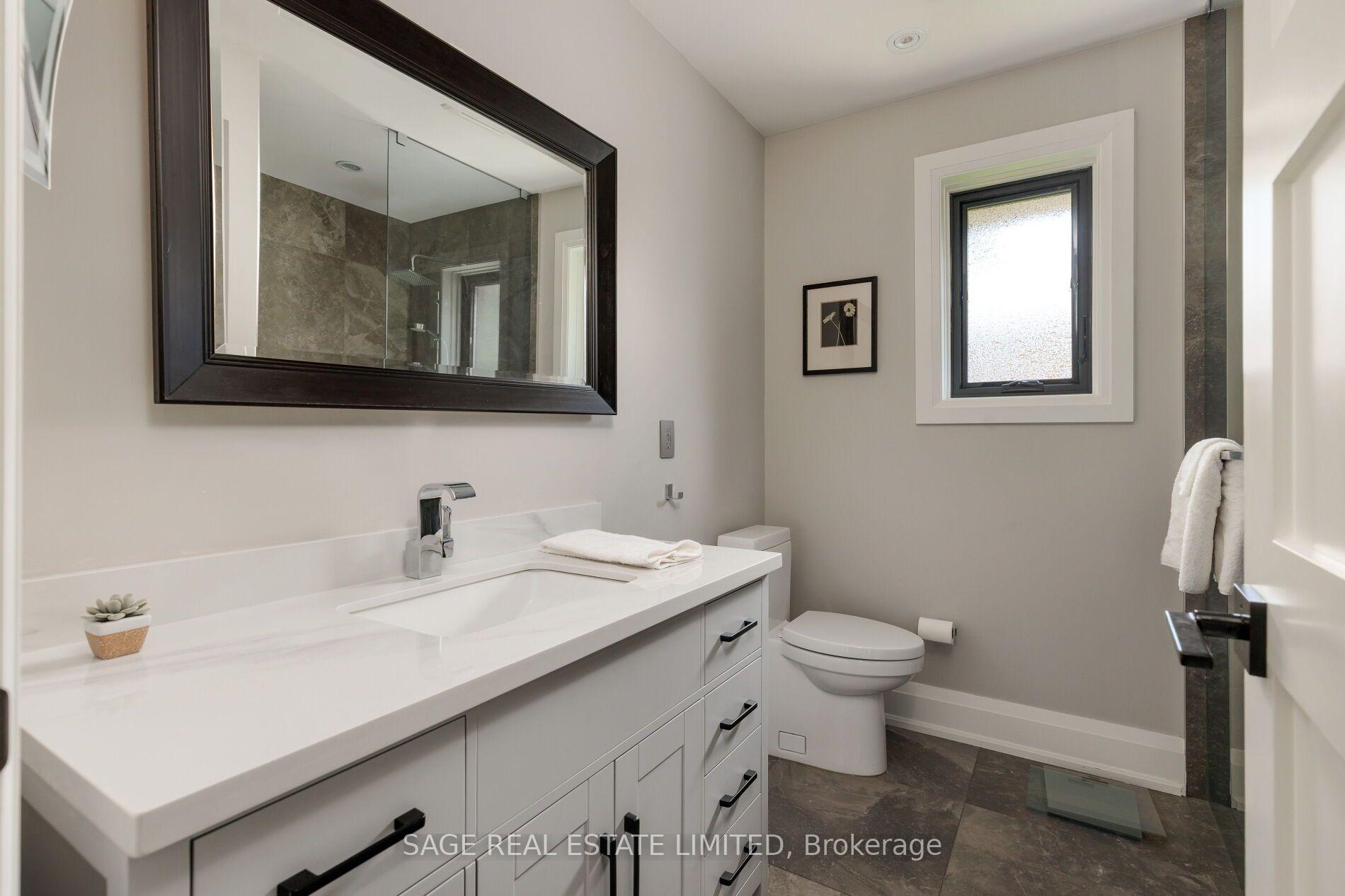 Photo 25 of 5 Blair Athol Crescent, Etobicoke, Princess-Rosethorn — HOMEH