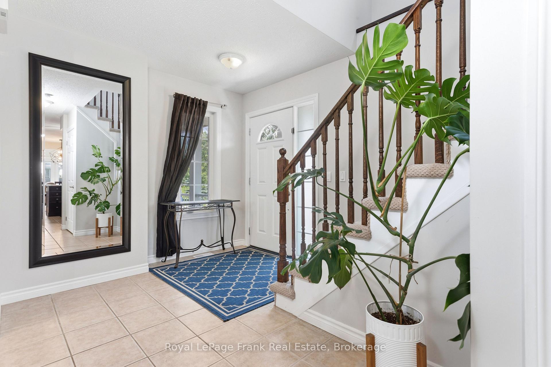 Photo 4 of 1340 Wadebridge Crescent, Oshawa, Eastdale — HOMEH