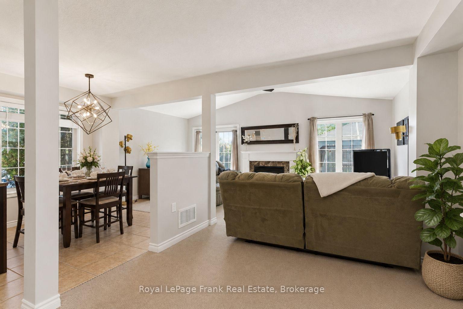 Photo 8 of 1340 Wadebridge Crescent, Oshawa, Eastdale — HOMEH