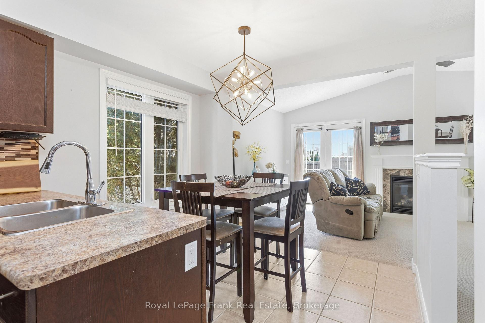 Photo 11 of 1340 Wadebridge Crescent, Oshawa, Eastdale — HOMEH