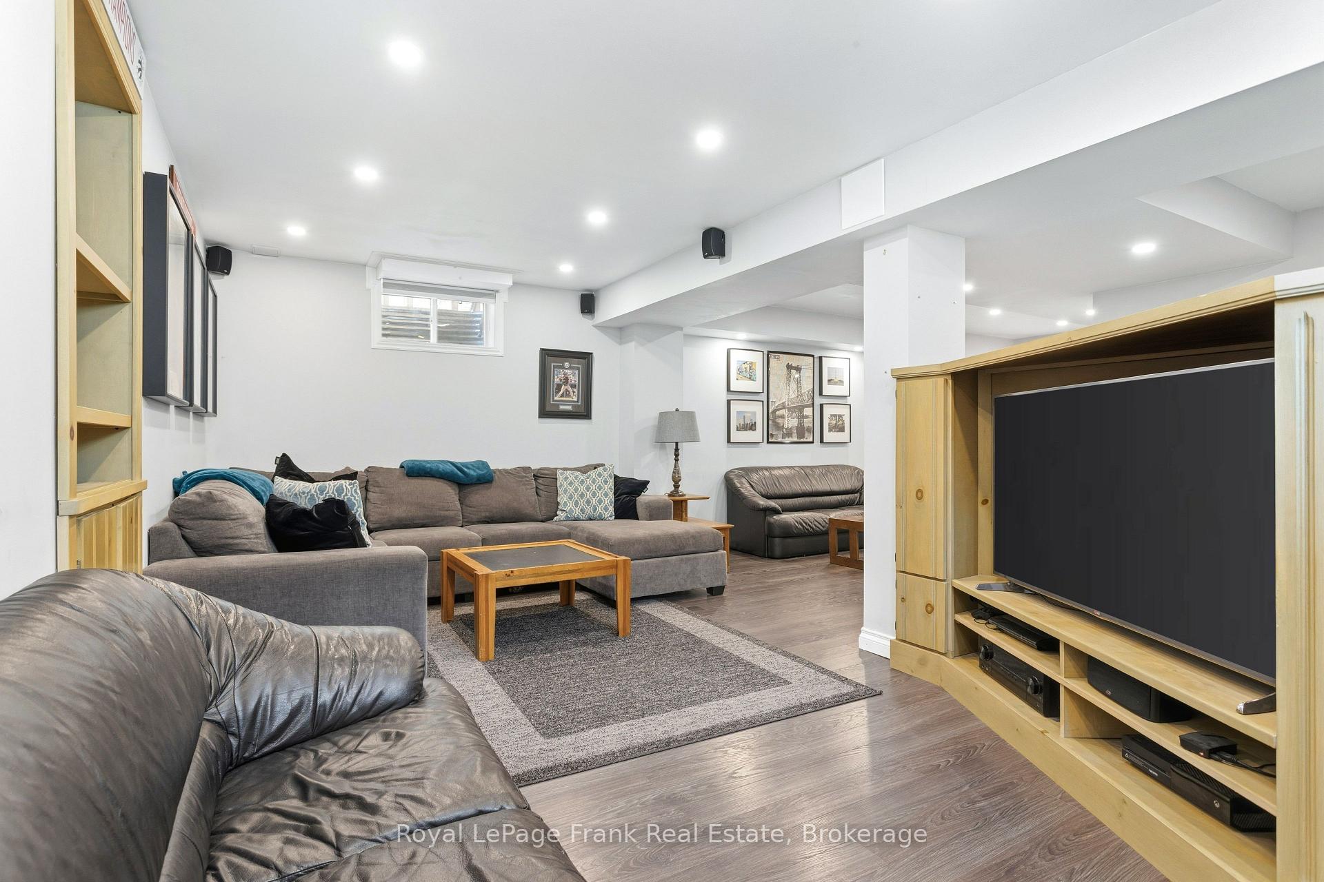 Photo 18 of 1340 Wadebridge Crescent, Oshawa, Eastdale — HOMEH