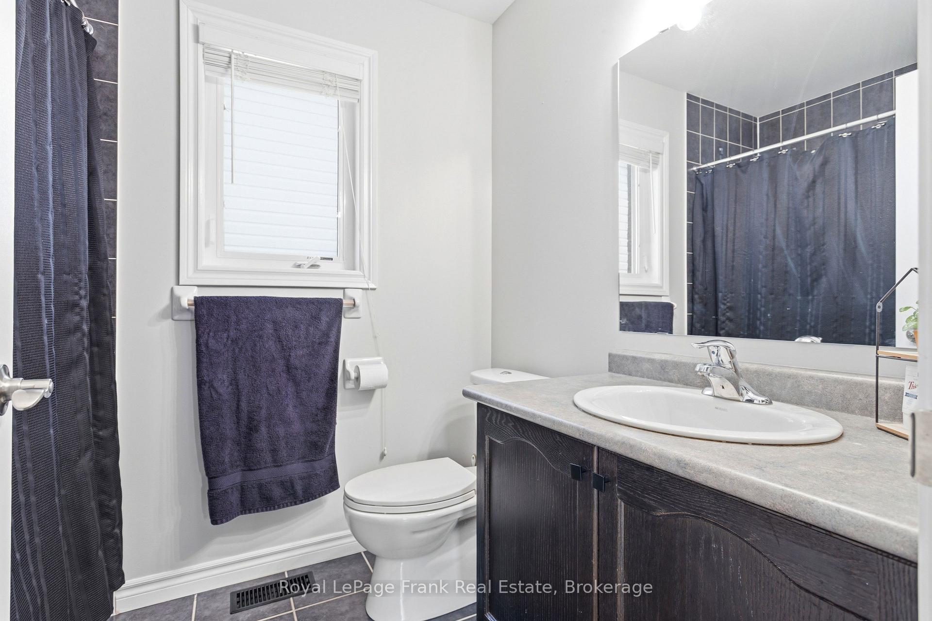 Photo 30 of 1340 Wadebridge Crescent, Oshawa, Eastdale — HOMEH