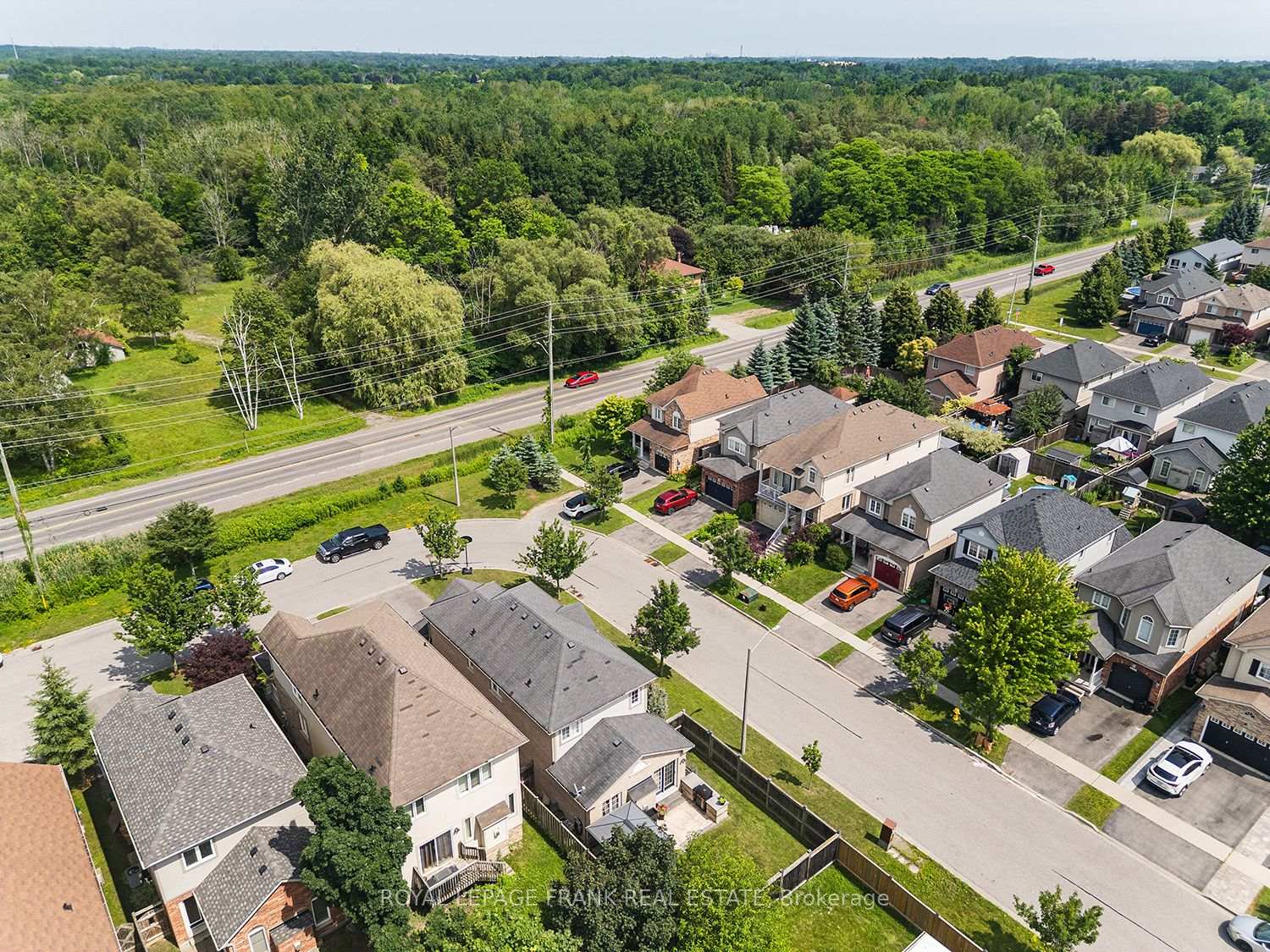 Photo 36 of 1340 Wadebridge Crescent, Oshawa, Eastdale — HOMEH