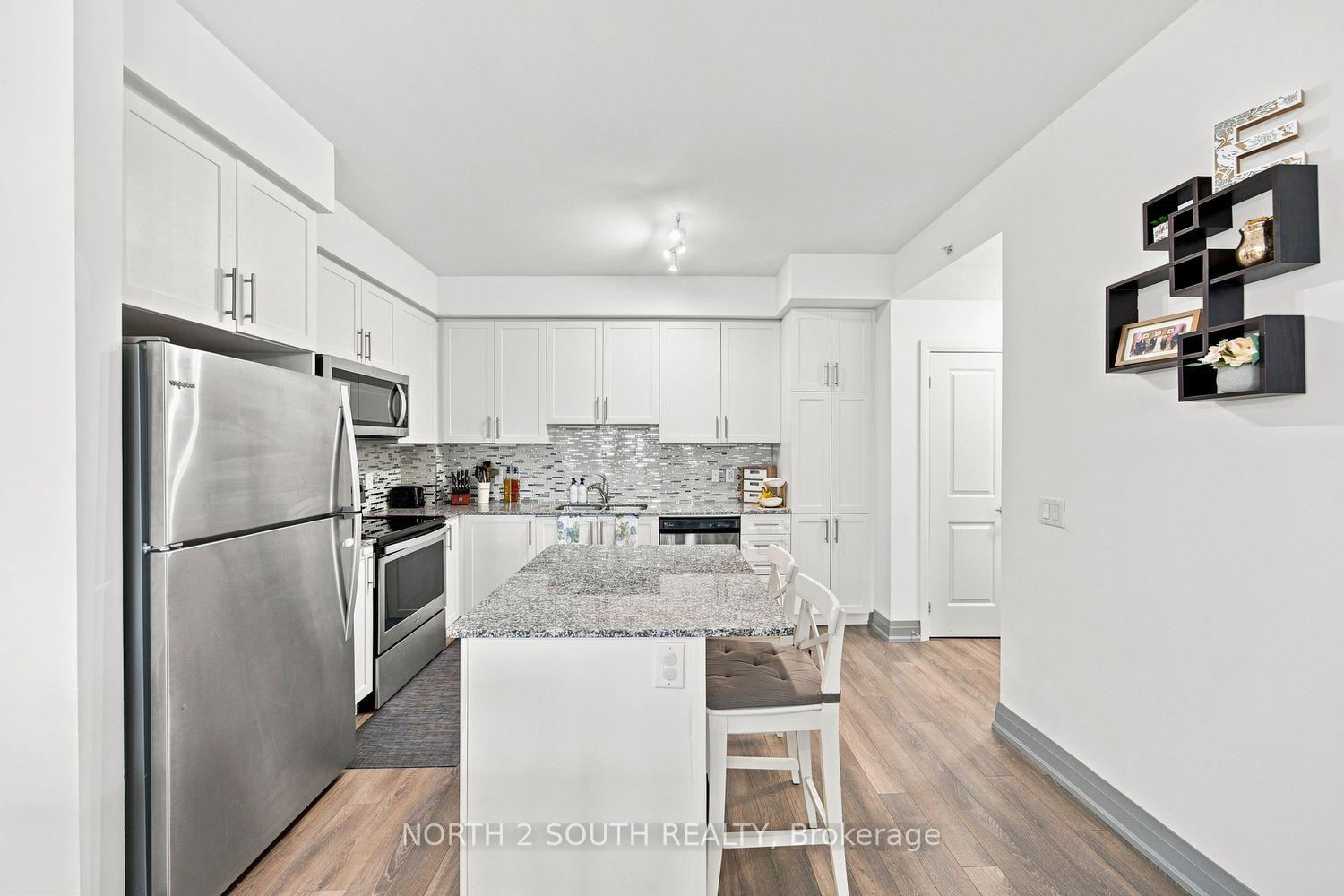 Photo 10 of Unit 804, 65 Yorkland Boulevard, Brampton, Goreway Drive Corridor — HOMEH