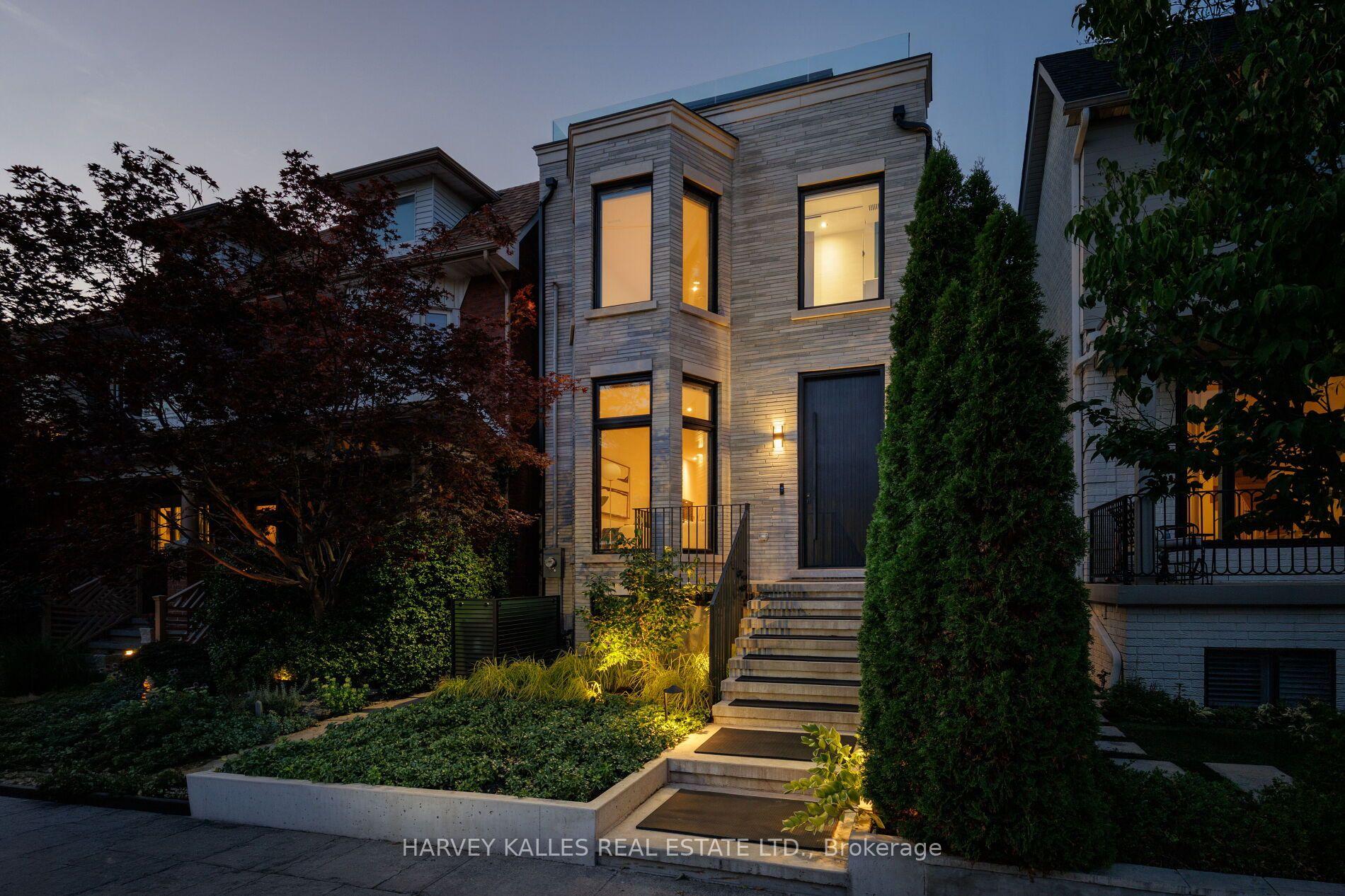 Photo 3 of 22 Foxley Street, Toronto, Trinity-Bellwoods — HOMEH