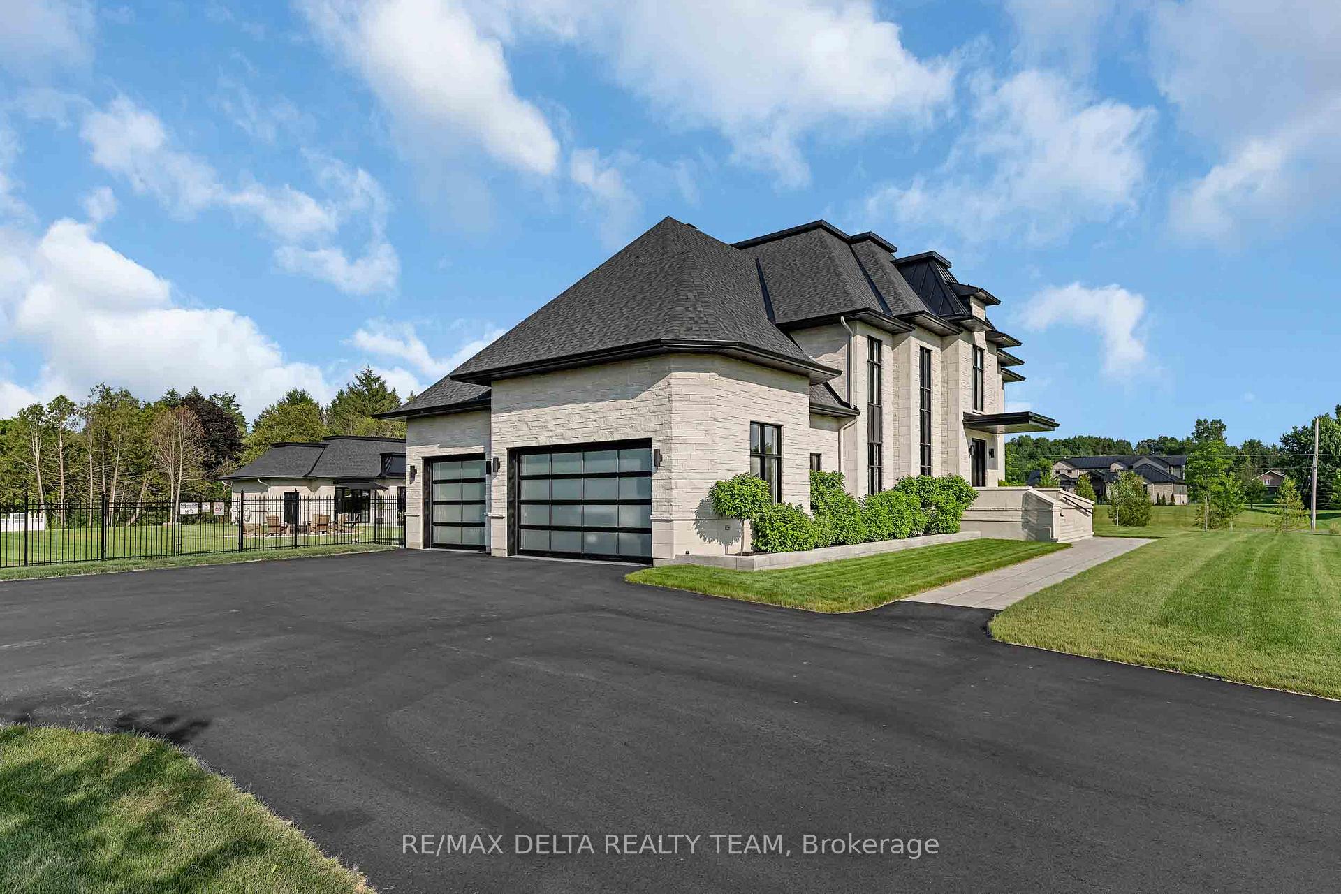 Photo 2 of 1255 Arbuste Avenue, Ottawa, Cumberland Ridge — HOMEH