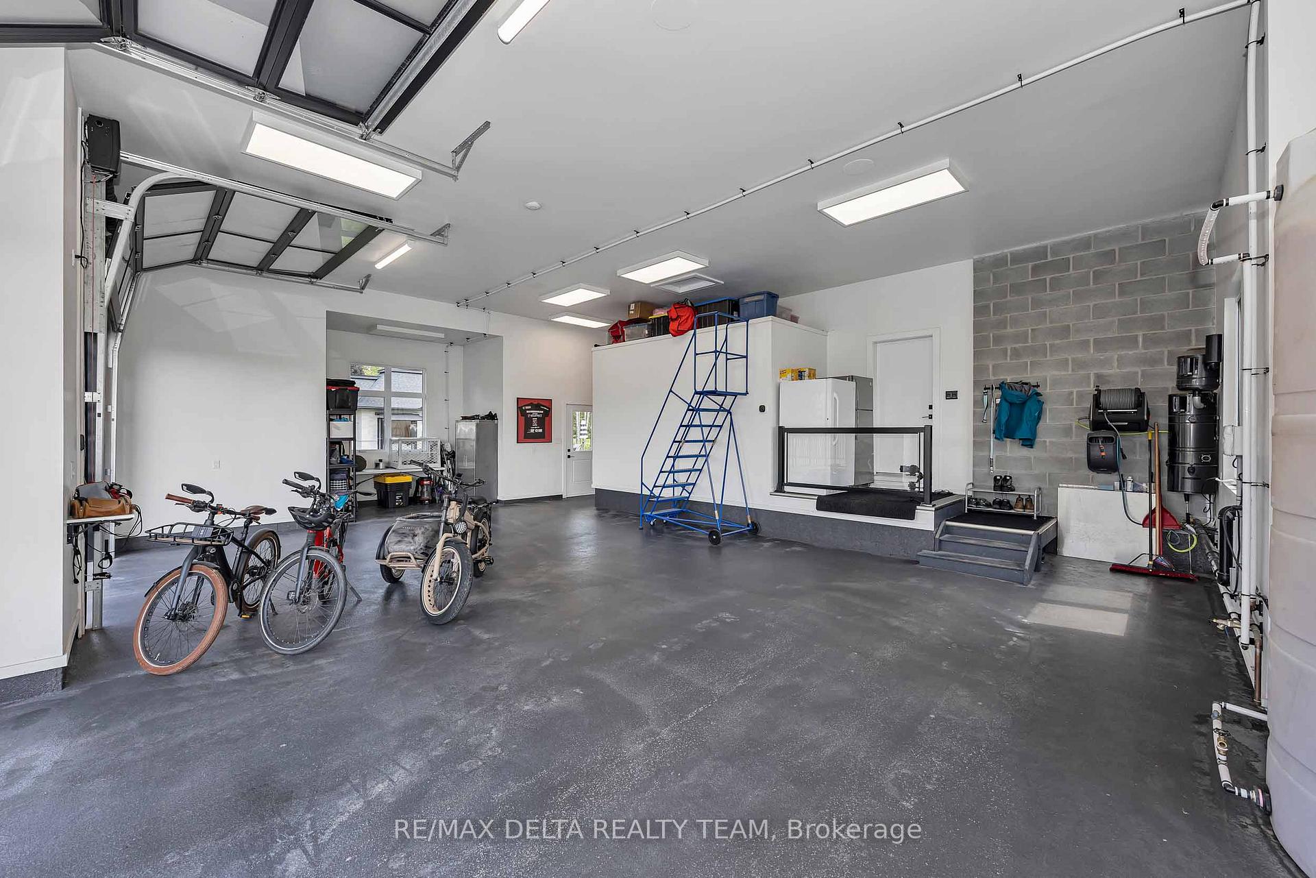 Photo 39 of 1255 Arbuste Avenue, Ottawa, Cumberland Ridge — HOMEH