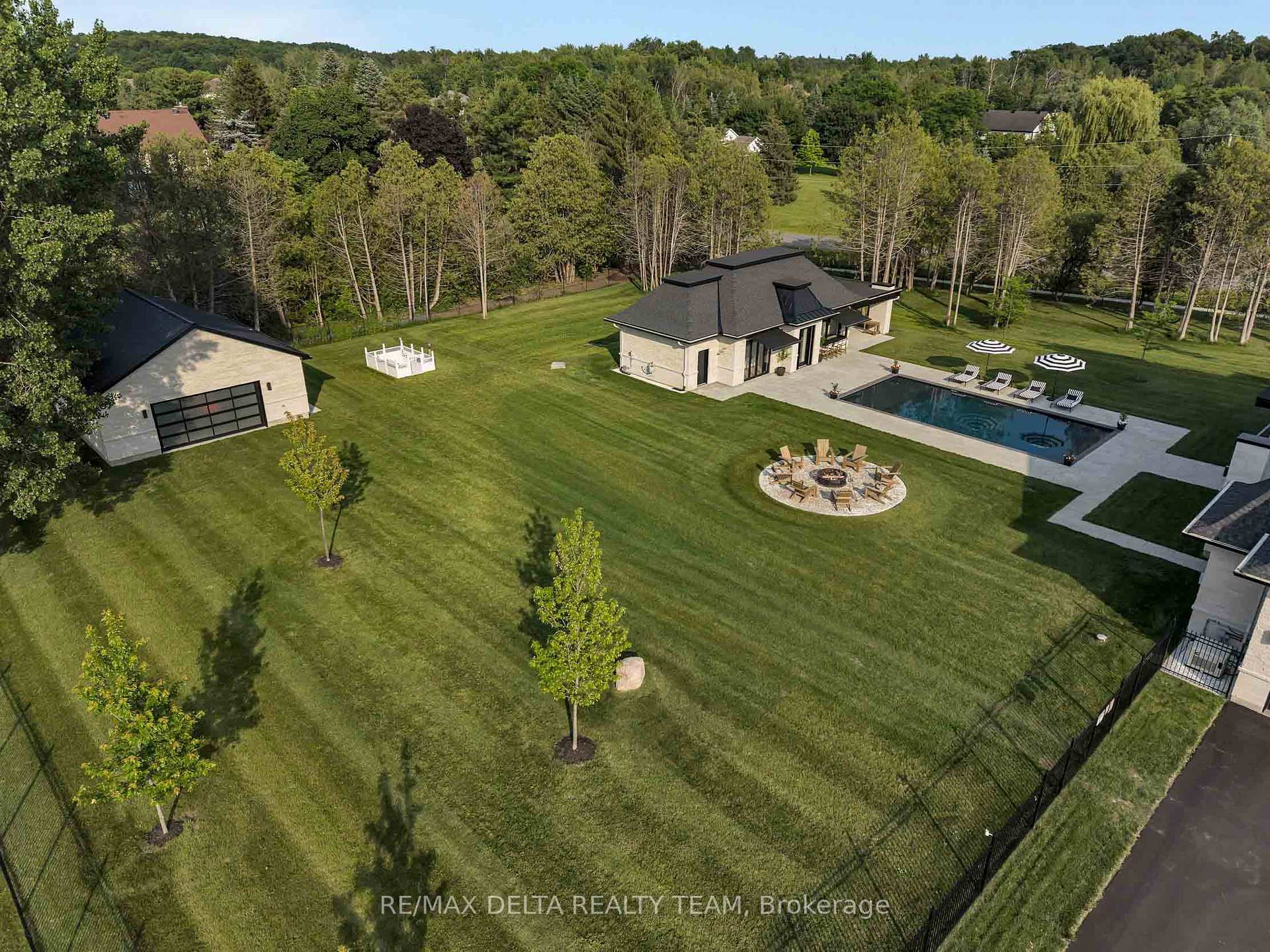 Photo 45 of 1255 Arbuste Avenue, Ottawa, Cumberland Ridge — HOMEH