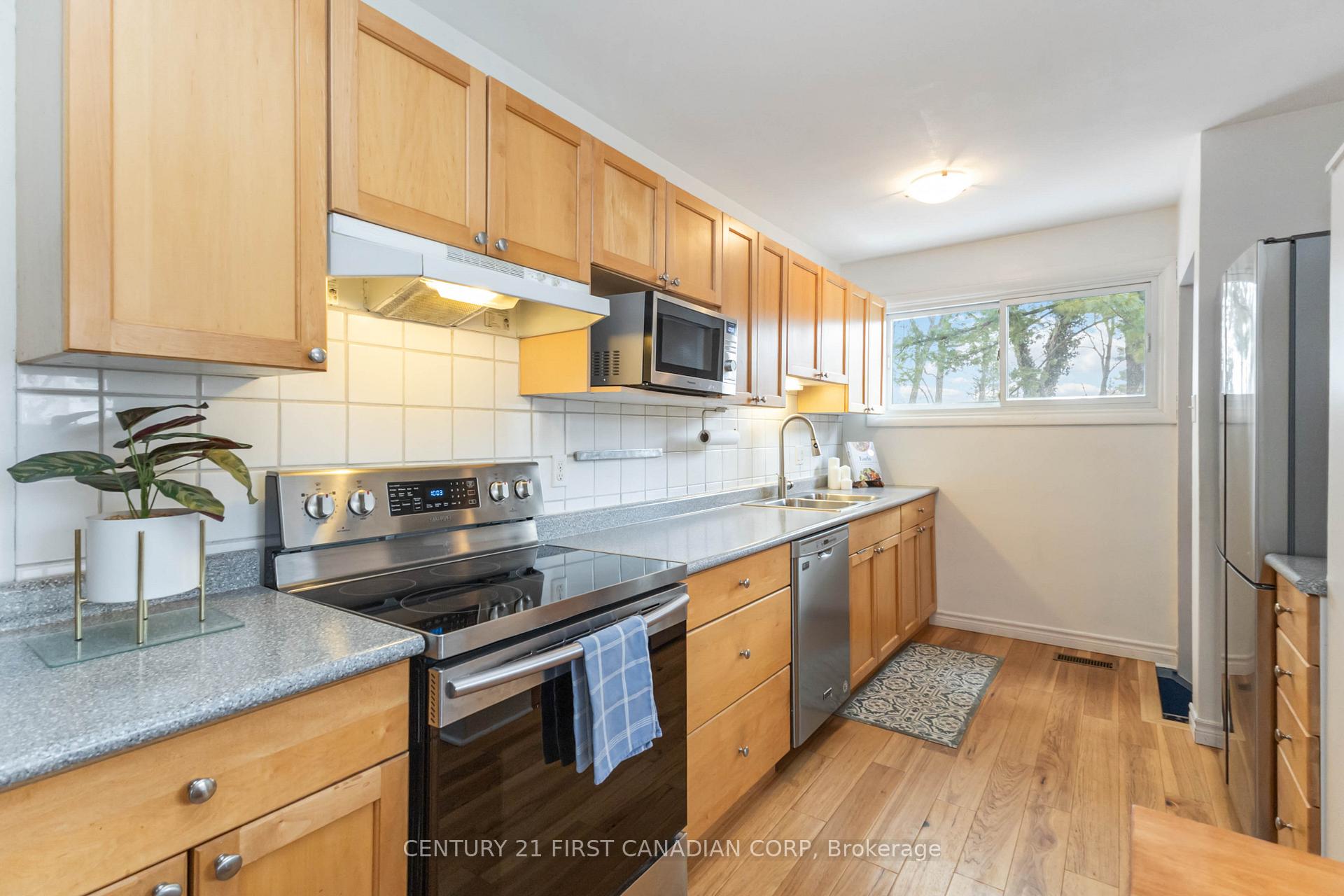 Photo 13 of 91 Biscay Road, London, North P — HOMEH
