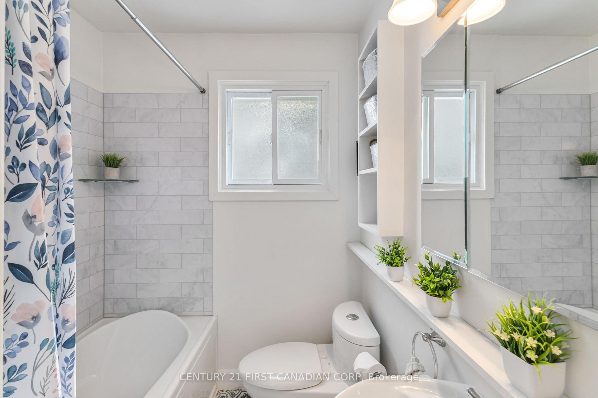Photo 22 of 91 Biscay Road, London, North P — HOMEH