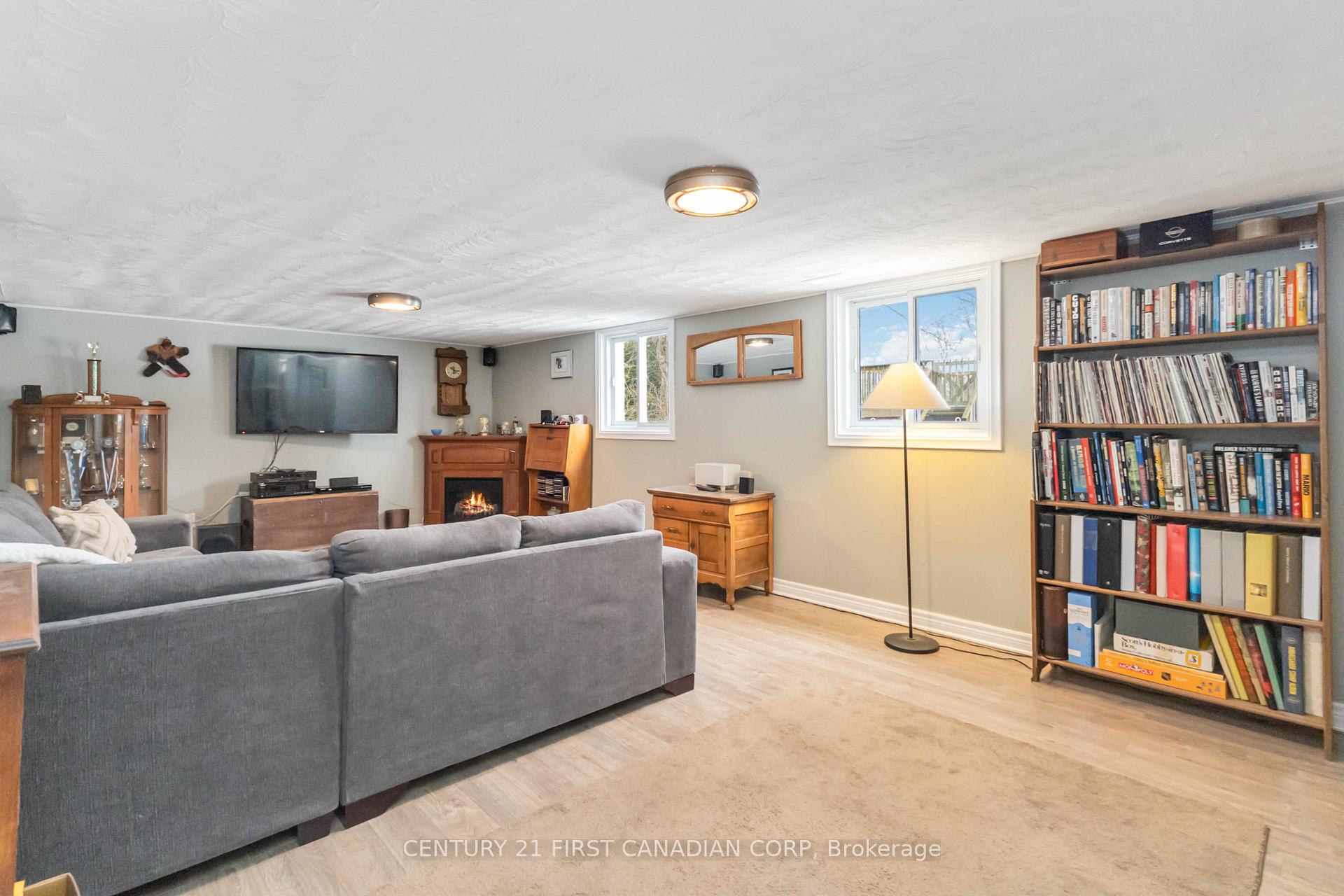 Photo 28 of 91 Biscay Road, London, North P — HOMEH