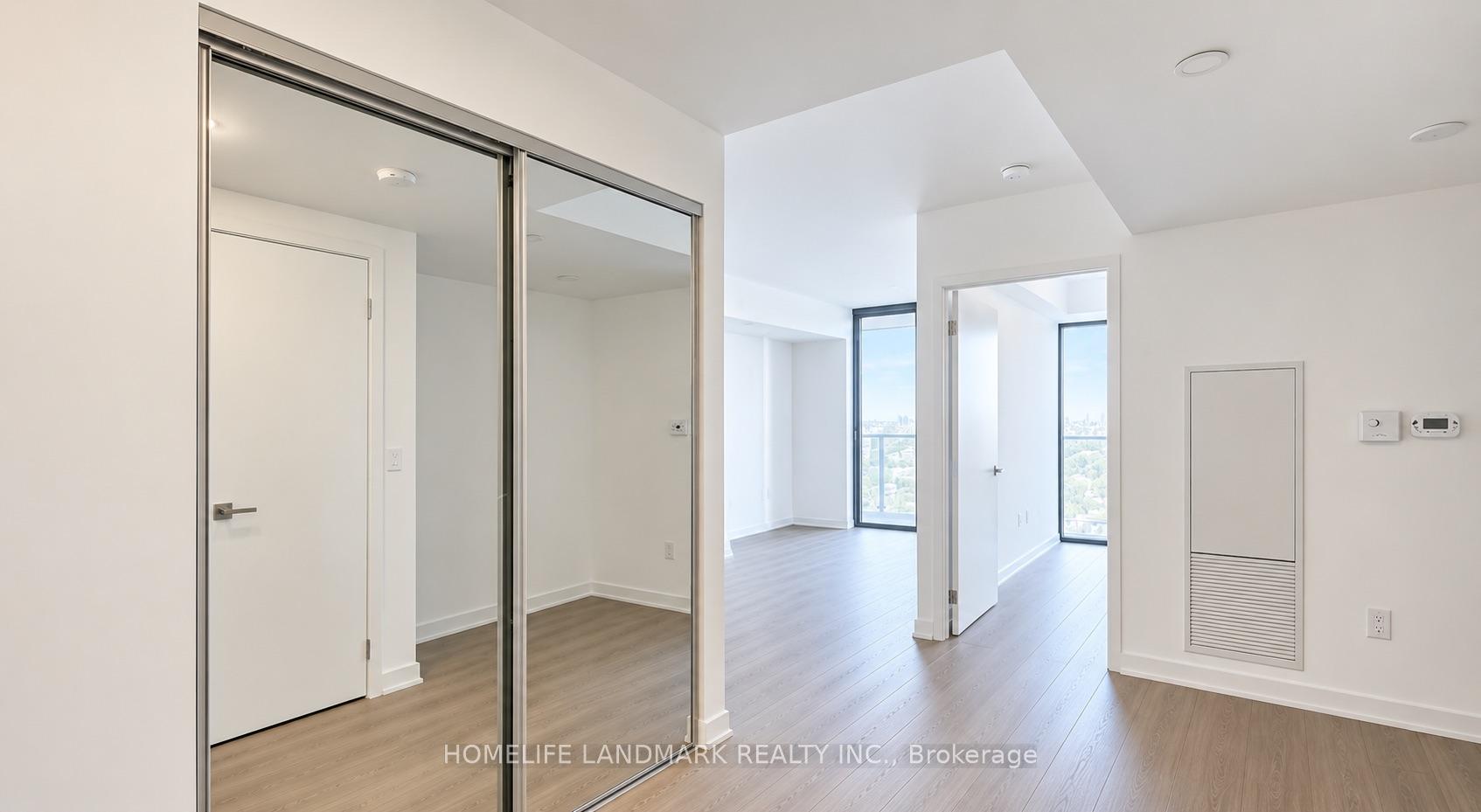 Photo 2 of Unit 1907, 11 Wellesley Street W, Toronto, Bay Street Corridor — HOMEH
