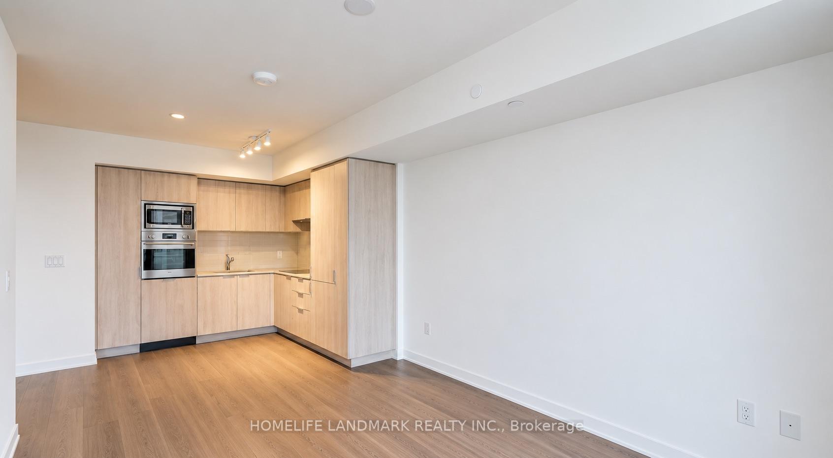 Photo 5 of Unit 1907, 11 Wellesley Street W, Toronto, Bay Street Corridor — HOMEH