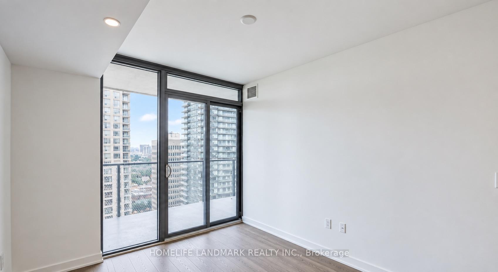 Photo 6 of Unit 1907, 11 Wellesley Street W, Toronto, Bay Street Corridor — HOMEH