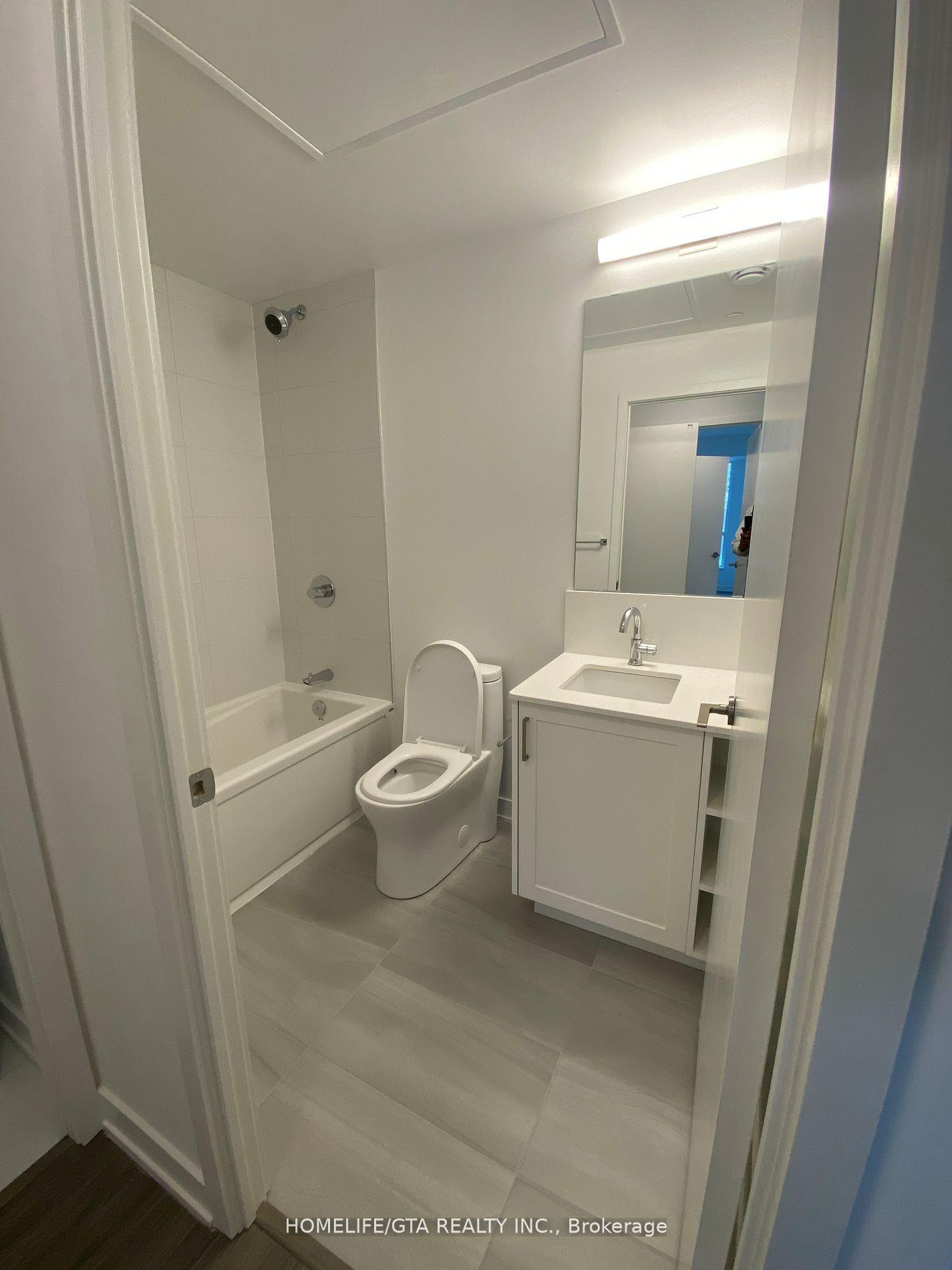 Photo 8 of Unit 229, 681 Yonge Street, Barrie, Painswick South — HOMEH