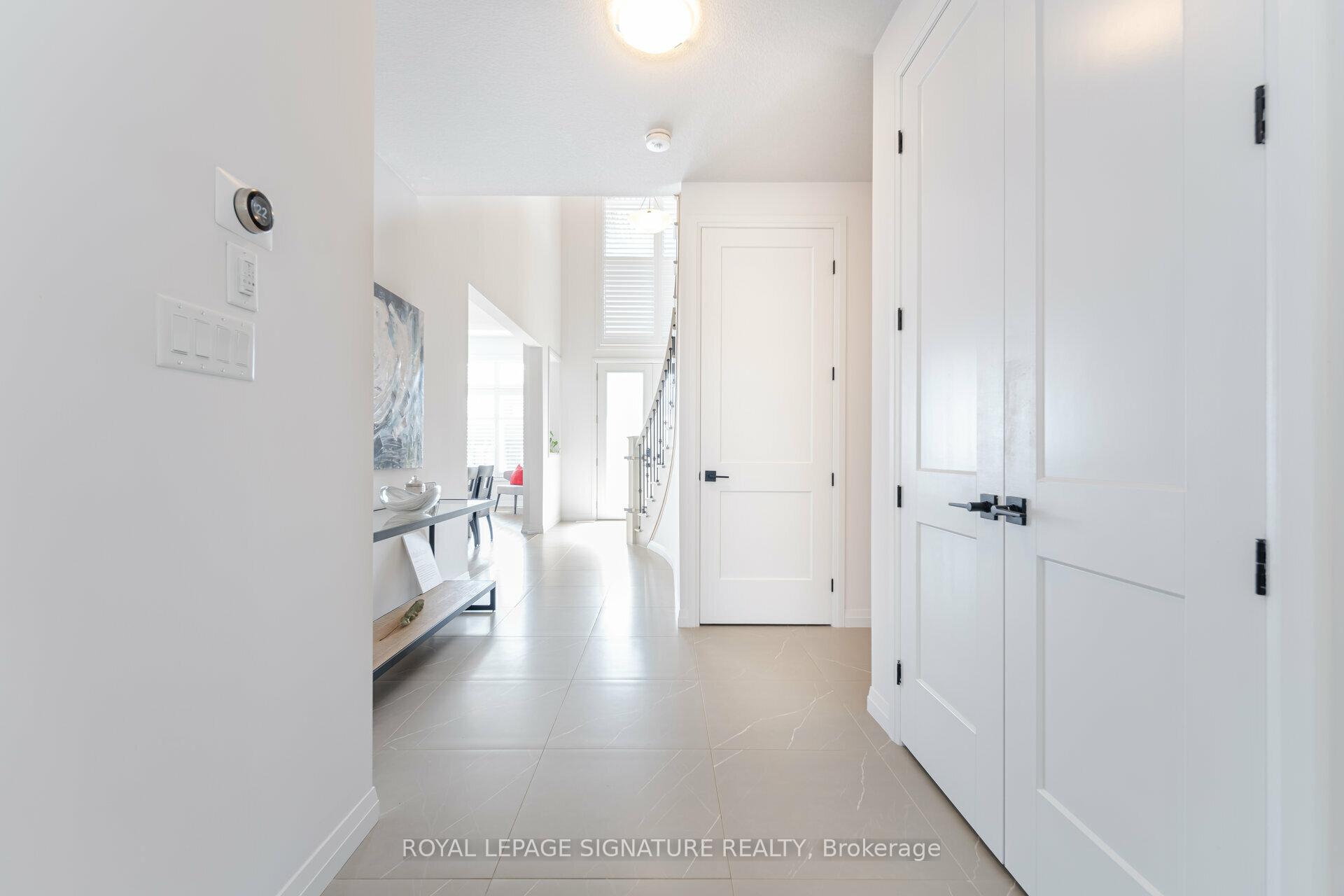 Photo 14 of 127 Court Drive, Brant, Paris — HOMEH