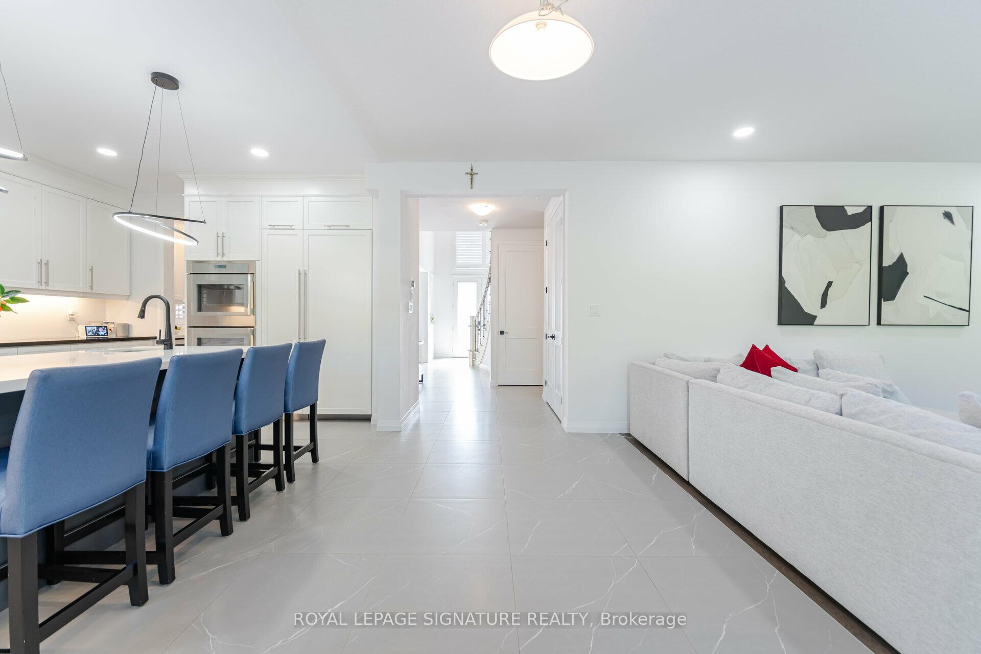 Photo 16 of 127 Court Drive, Brant, Paris — HOMEH