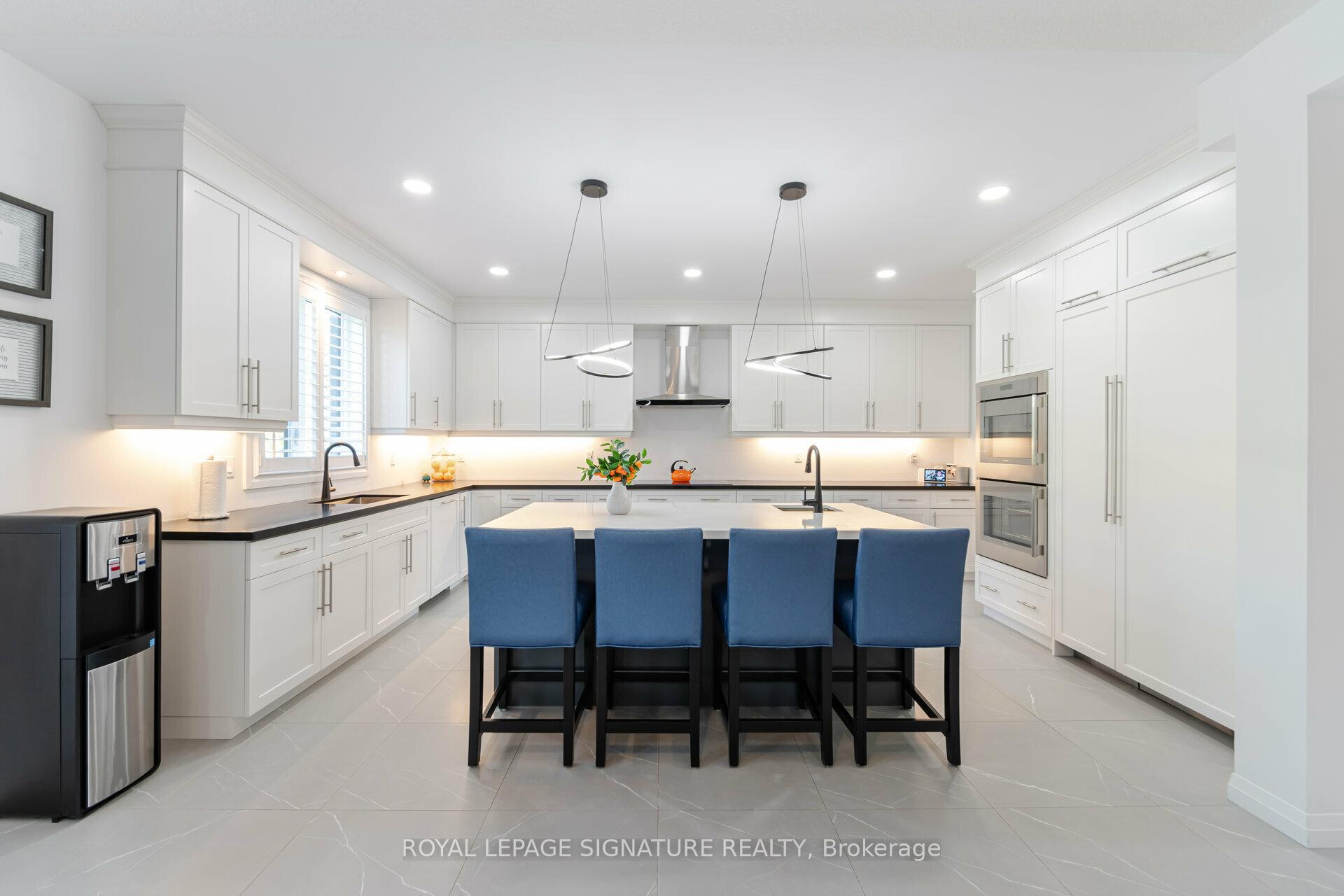 Photo 17 of 127 Court Drive, Brant, Paris — HOMEH