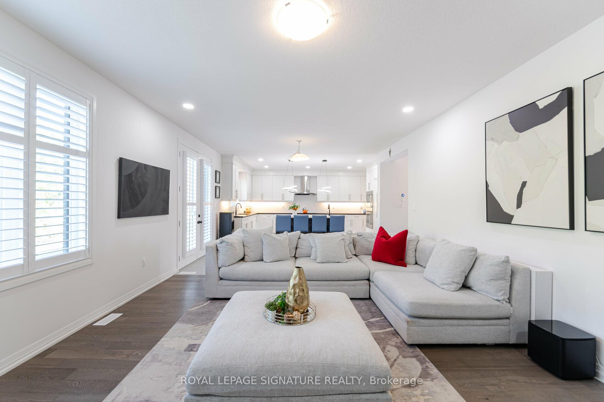 Photo 20 of 127 Court Drive, Brant, Paris — HOMEH