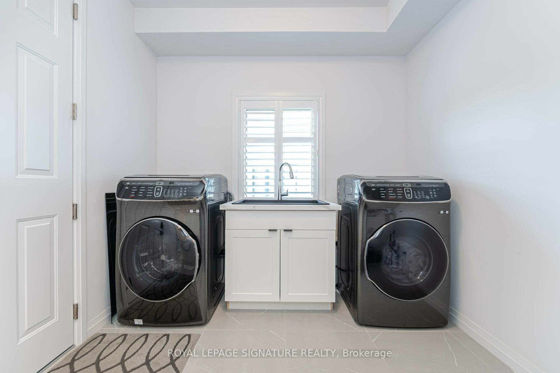 Photo 27 of 127 Court Drive, Brant, Paris — HOMEH