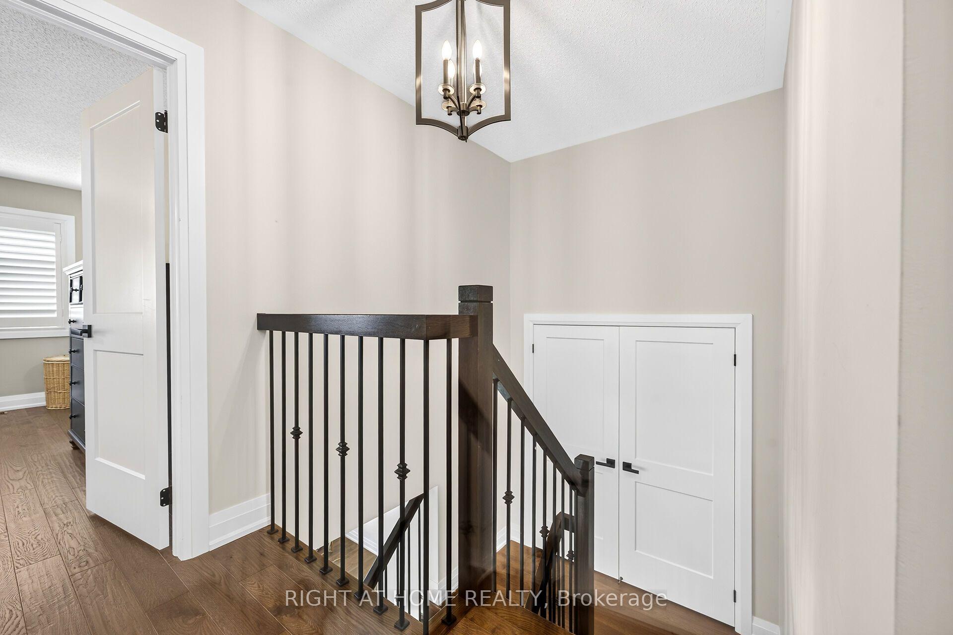 Photo 24 of 12 Fiddlehead Crescent, Hamilton, Waterdown — HOMEH