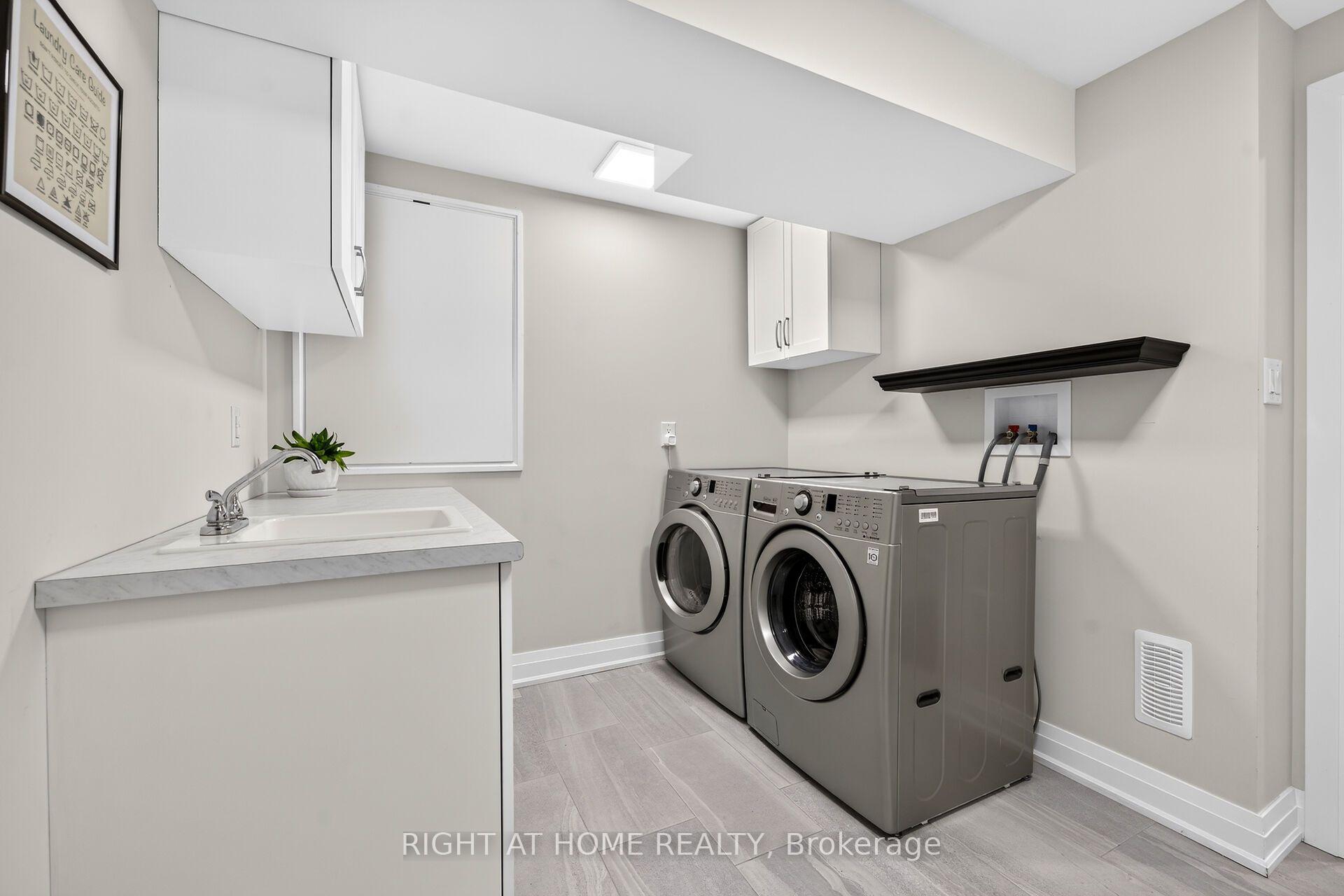 Photo 40 of 12 Fiddlehead Crescent, Hamilton, Waterdown — HOMEH