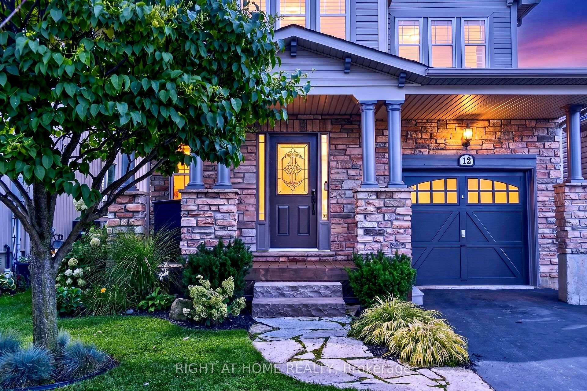 Photo 50 of 12 Fiddlehead Crescent, Hamilton, Waterdown — HOMEH