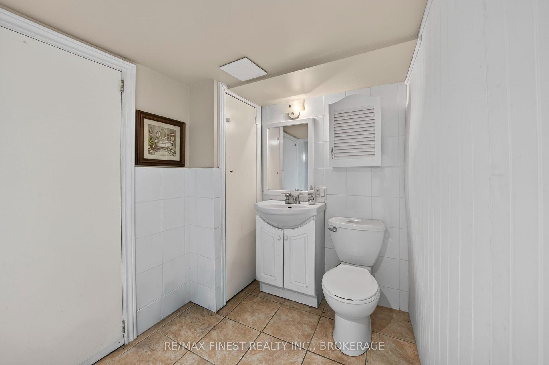 Photo 21 of 258 Raglan Road, Kingston, East of Sir John A. Blvd — HOMEH