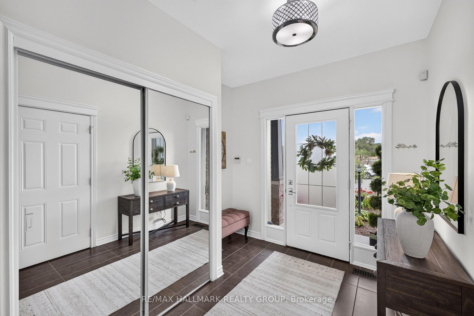 Photo 3 of 1005 Marconi Avenue, Ottawa, Kanata - Morgan's Grant/South March — HOMEH