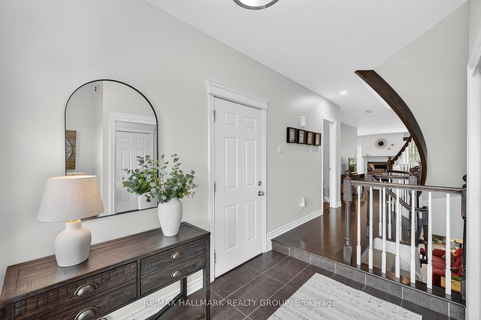 Photo 4 of 1005 Marconi Avenue, Ottawa, Kanata - Morgan's Grant/South March — HOMEH