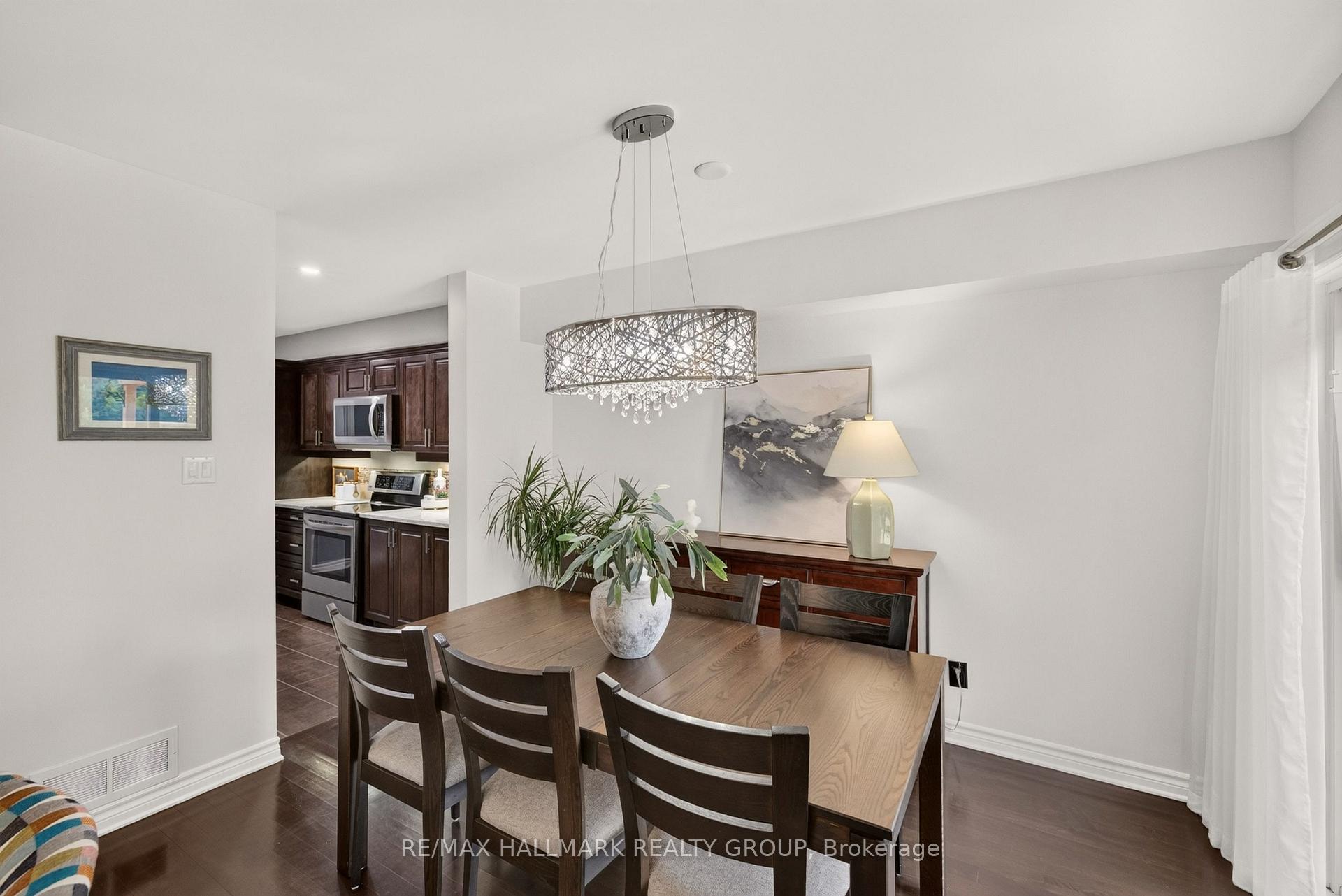 Photo 11 of 1005 Marconi Avenue, Ottawa, Kanata - Morgan's Grant/South March — HOMEH