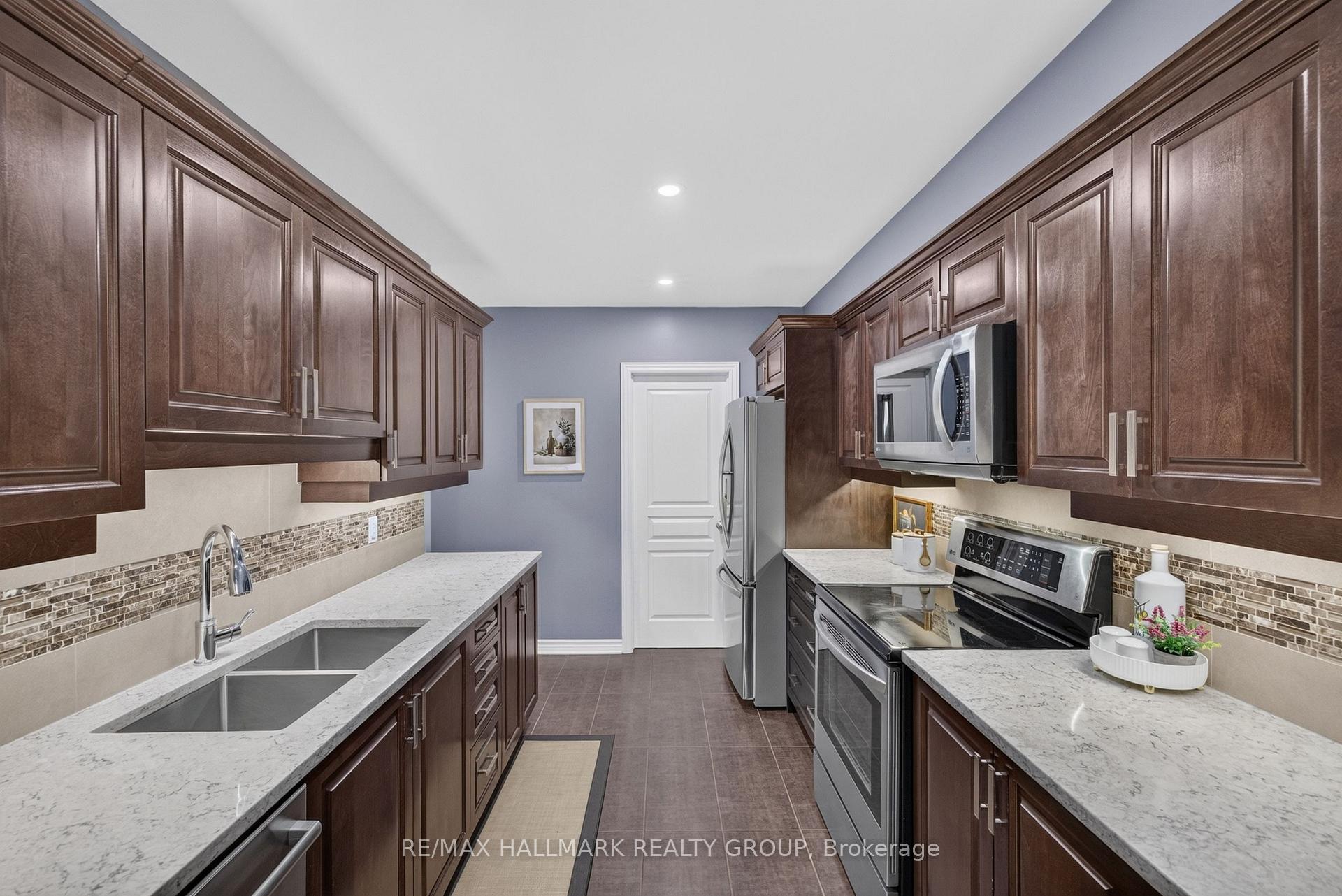 Photo 13 of 1005 Marconi Avenue, Ottawa, Kanata - Morgan's Grant/South March — HOMEH