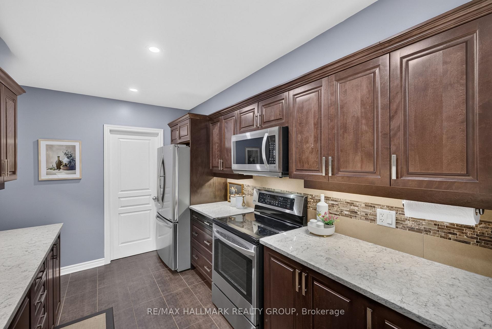 Photo 14 of 1005 Marconi Avenue, Ottawa, Kanata - Morgan's Grant/South March — HOMEH