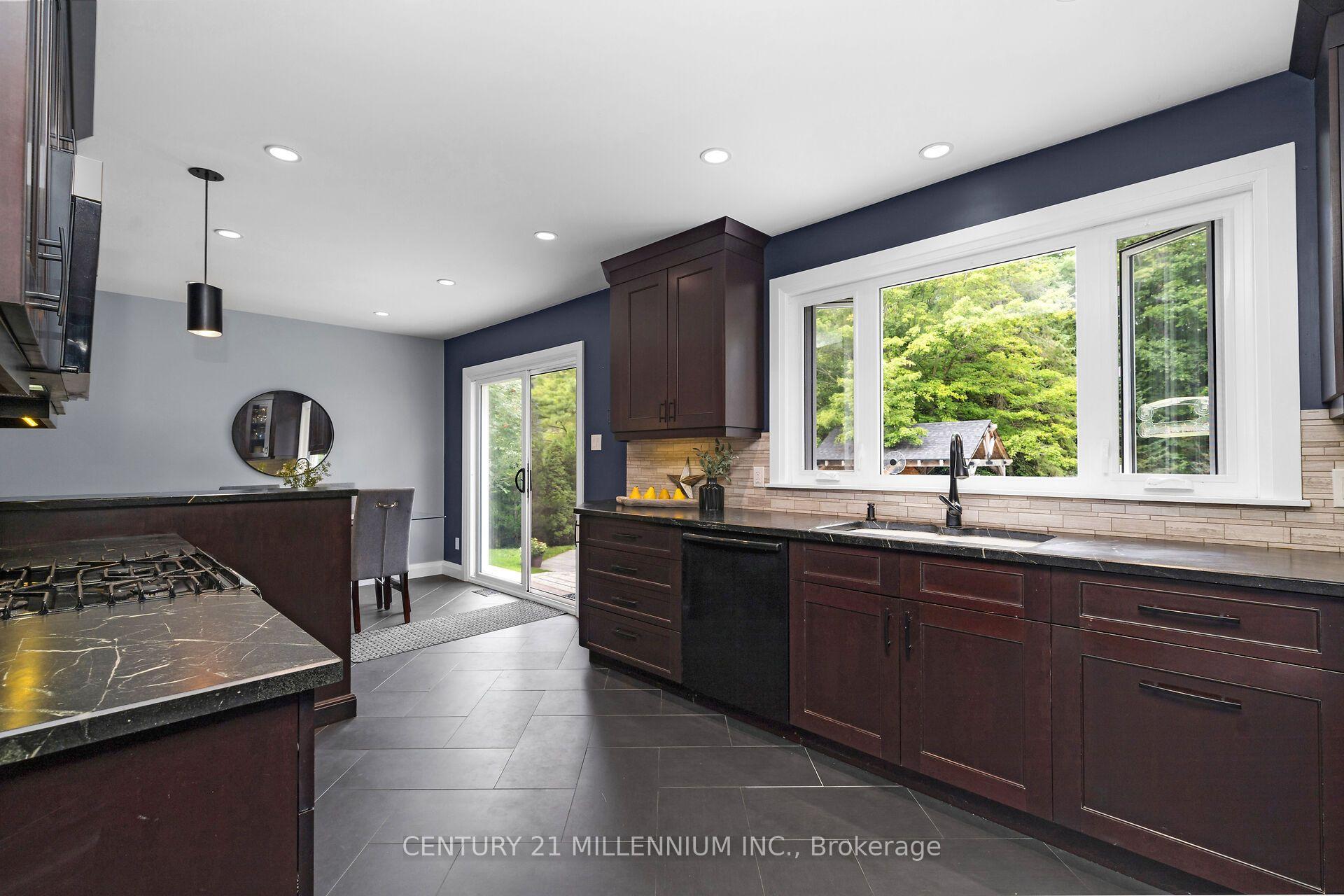 Photo 10 of 17 Erin Heights Drive, Erin — HOMEH
