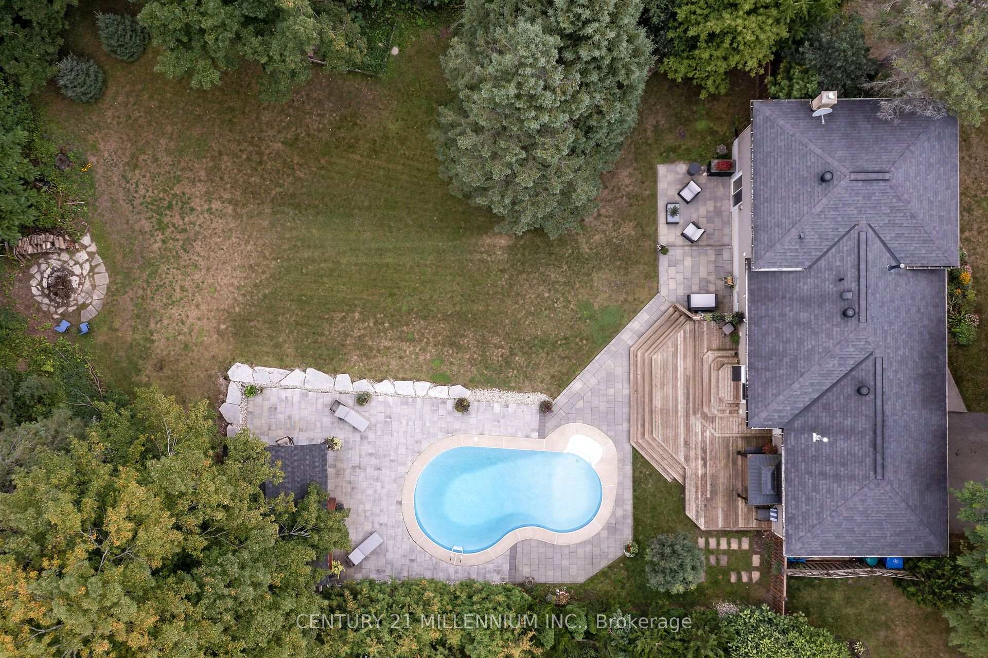 Photo 48 of 17 Erin Heights Drive, Erin — HOMEH