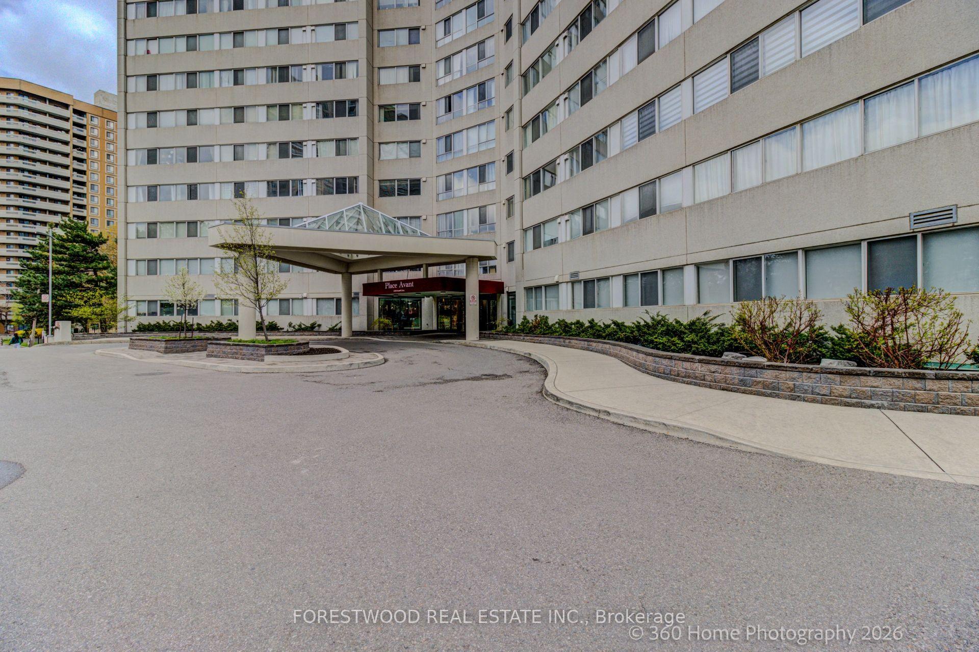 Photo 2 of Unit 2202, 3700 Kaneff Crescent, Mississauga, Mississauga Valleys — HOMEH