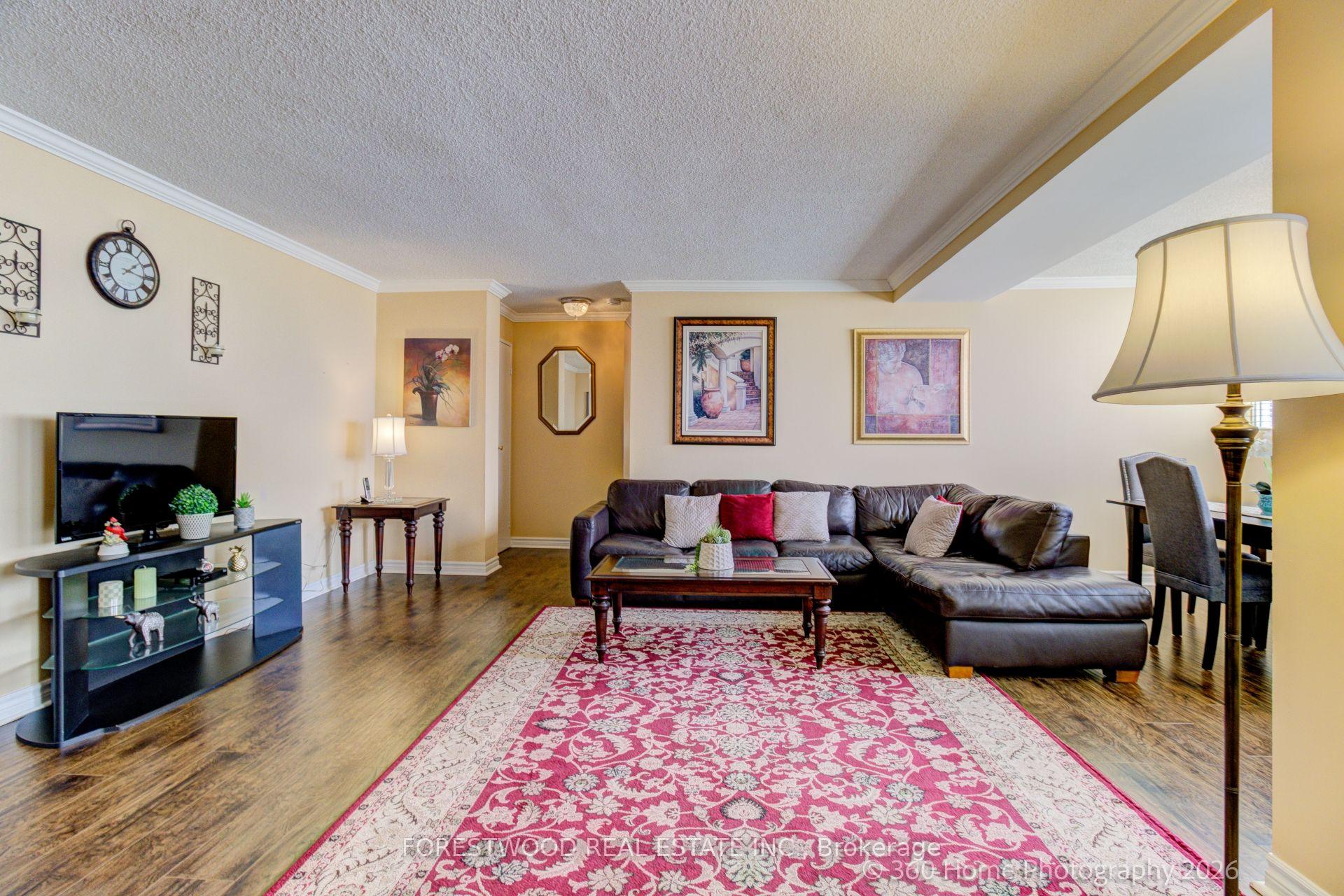 Photo 5 of Unit 2202, 3700 Kaneff Crescent, Mississauga, Mississauga Valleys — HOMEH