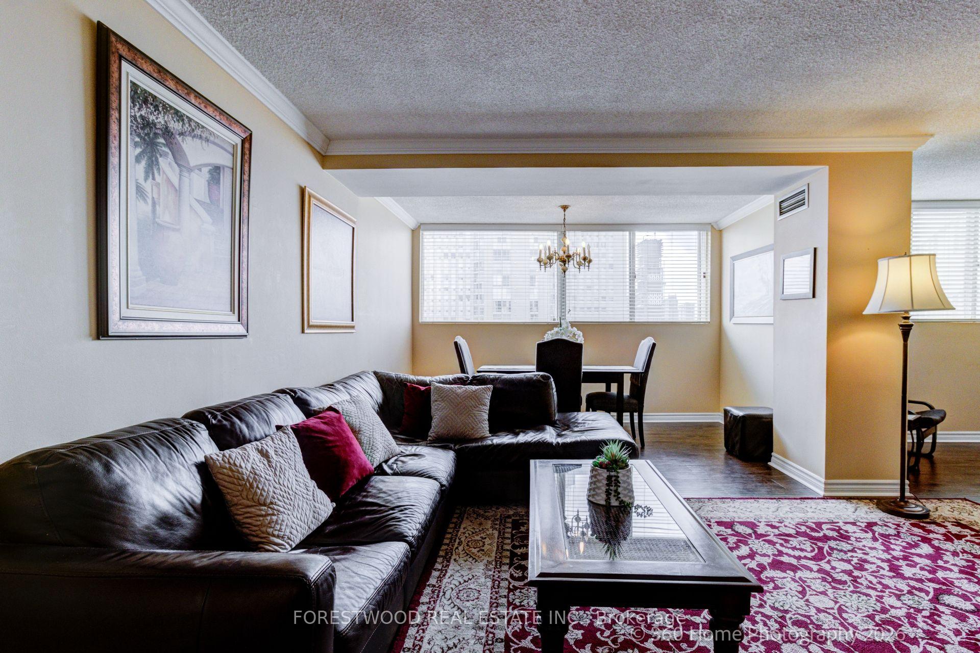Photo 6 of Unit 2202, 3700 Kaneff Crescent, Mississauga, Mississauga Valleys — HOMEH