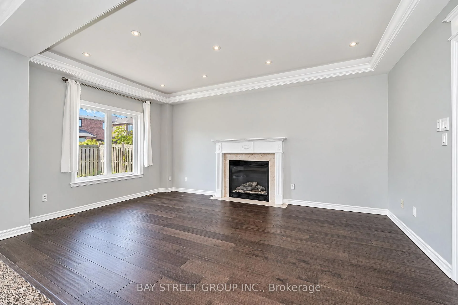 Photo 20 of 23 Eagle Peak Drive, Richmond Hill, Westbrook — HOMEH