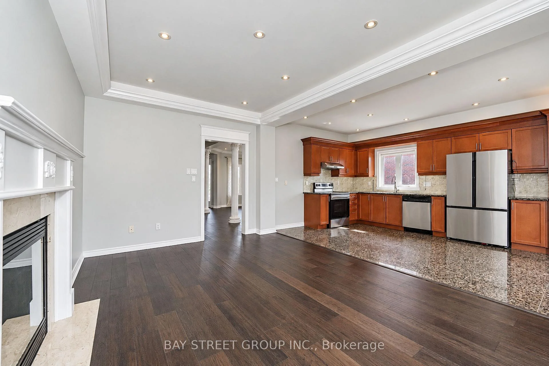 Photo 22 of 23 Eagle Peak Drive, Richmond Hill, Westbrook — HOMEH