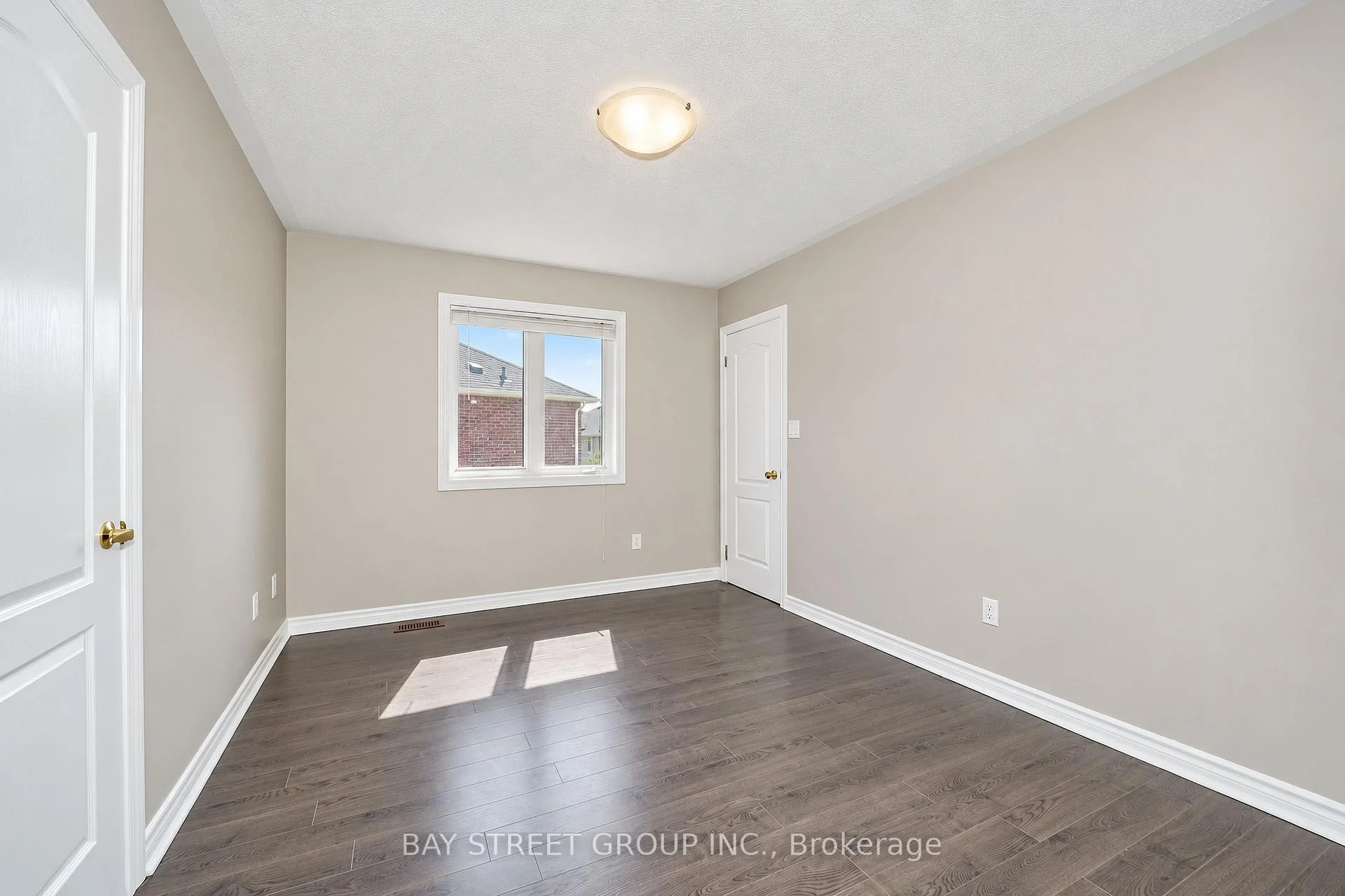 Photo 34 of 23 Eagle Peak Drive, Richmond Hill, Westbrook — HOMEH