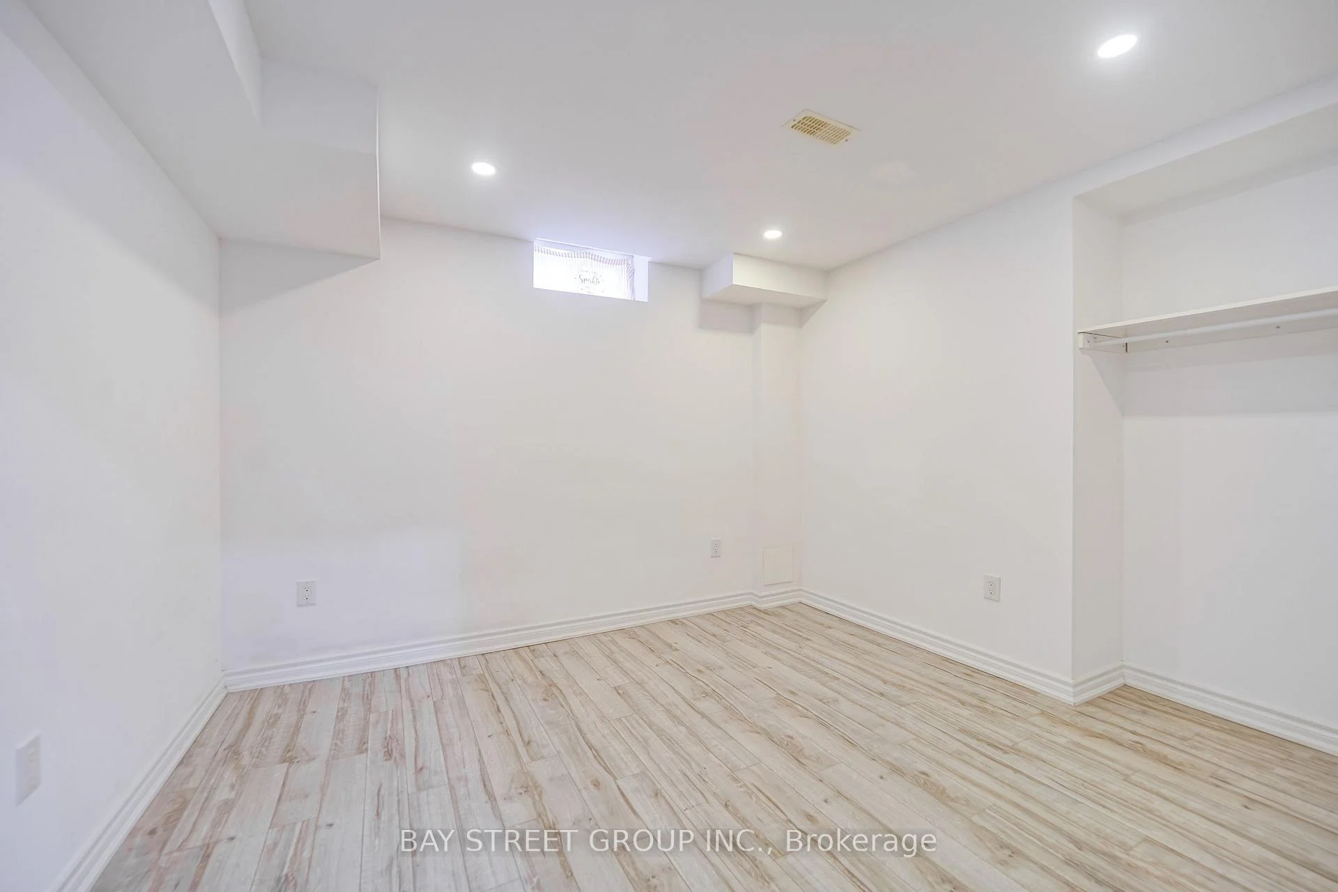 Photo 42 of 23 Eagle Peak Drive, Richmond Hill, Westbrook — HOMEH