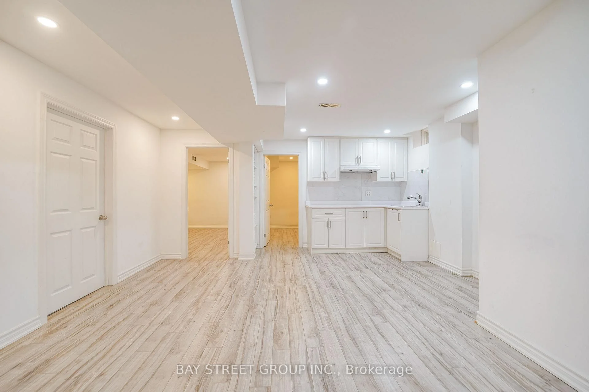 Photo 51 of 23 Eagle Peak Drive, Richmond Hill, Westbrook — HOMEH