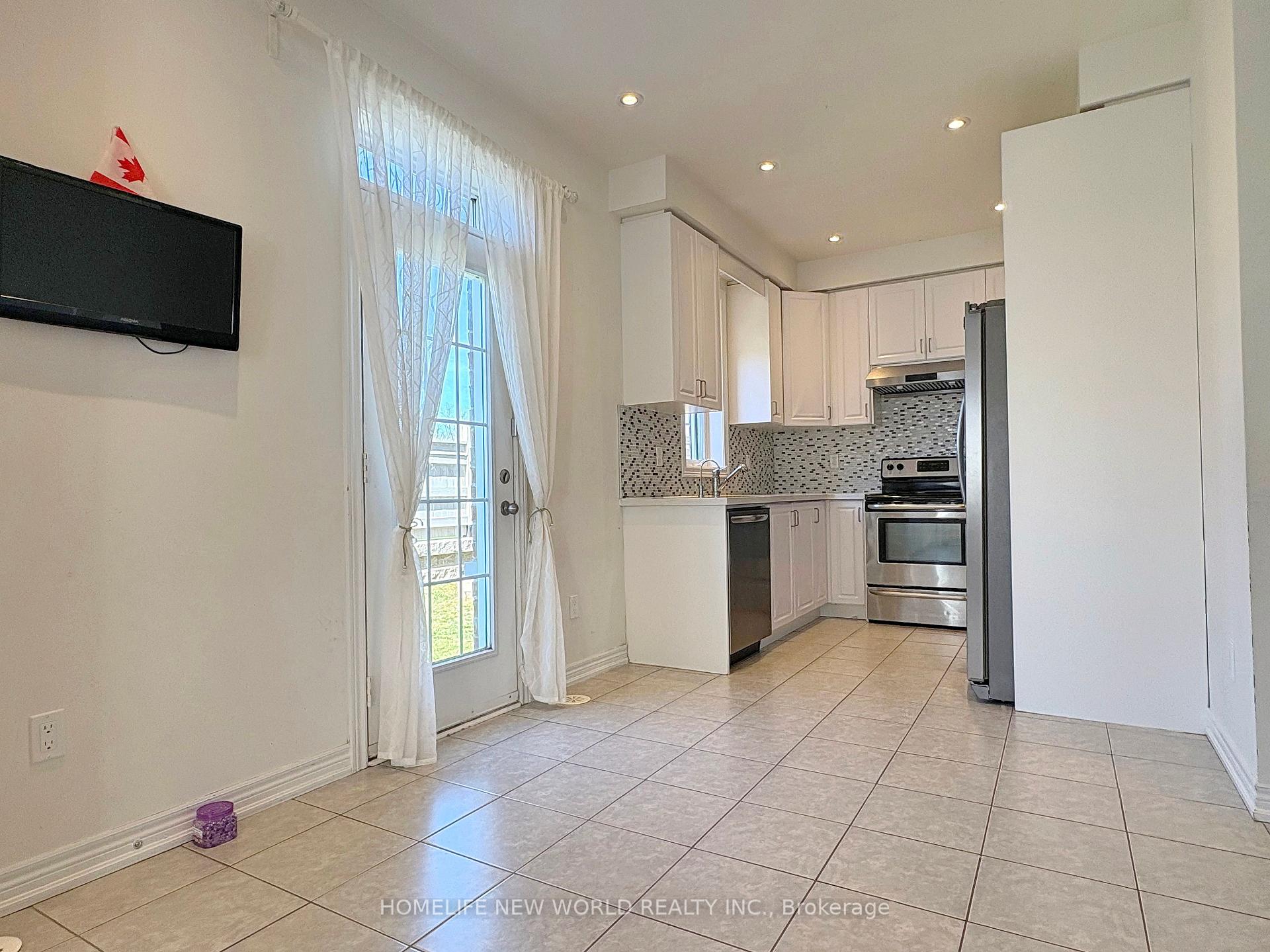 Photo 6 of Unit 50, 26 Roy Grove Way, Markham, Greensborough — HOMEH