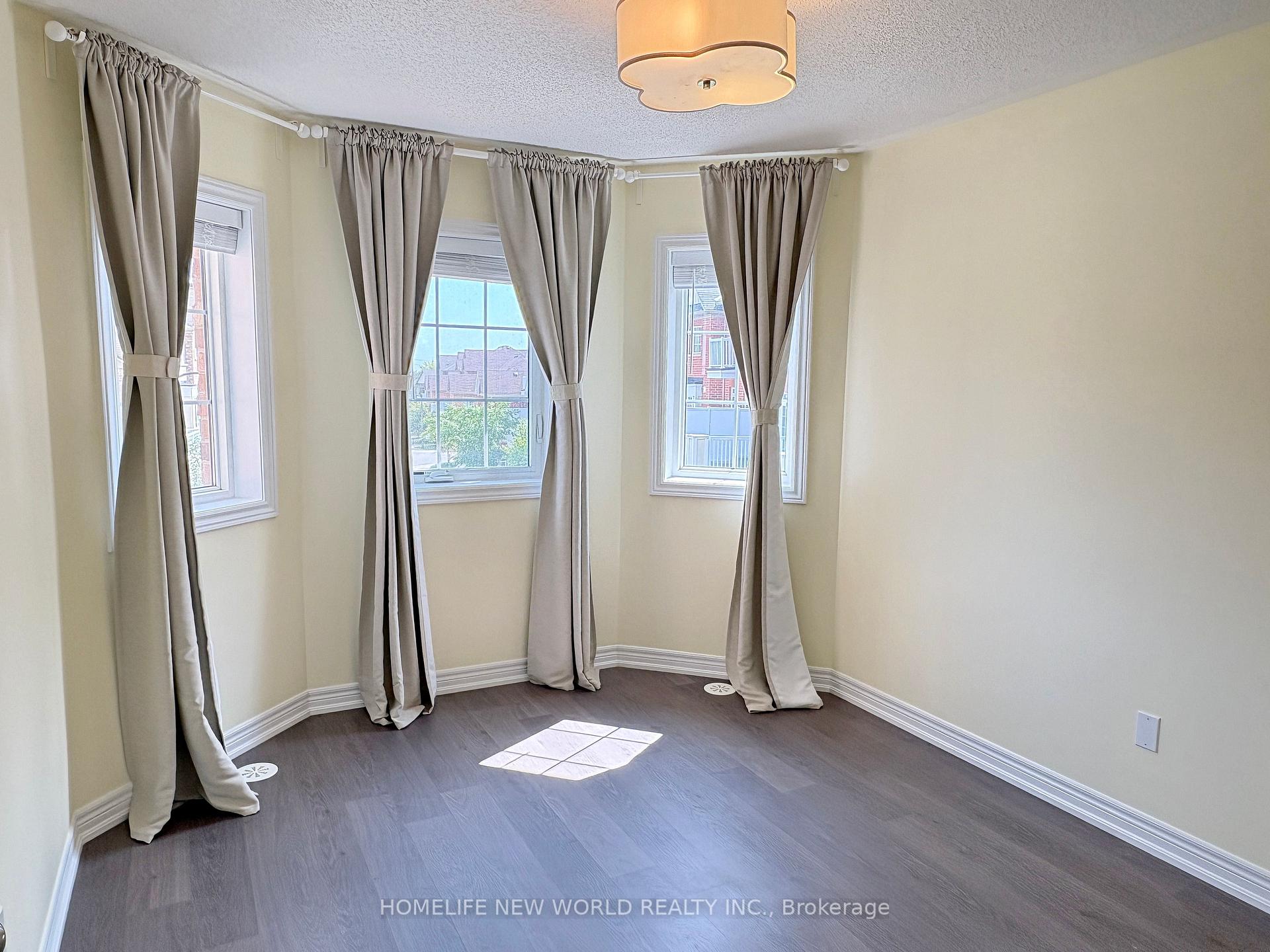 Photo 14 of Unit 50, 26 Roy Grove Way, Markham, Greensborough — HOMEH